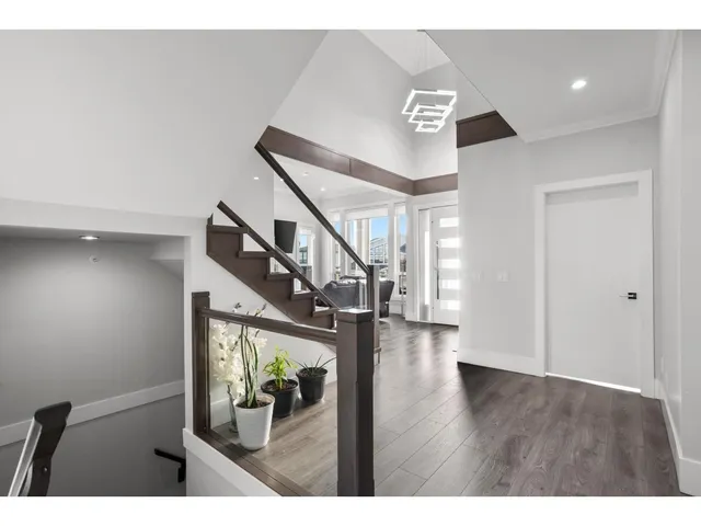 8394 MCTAGGART STREET, Mission 5