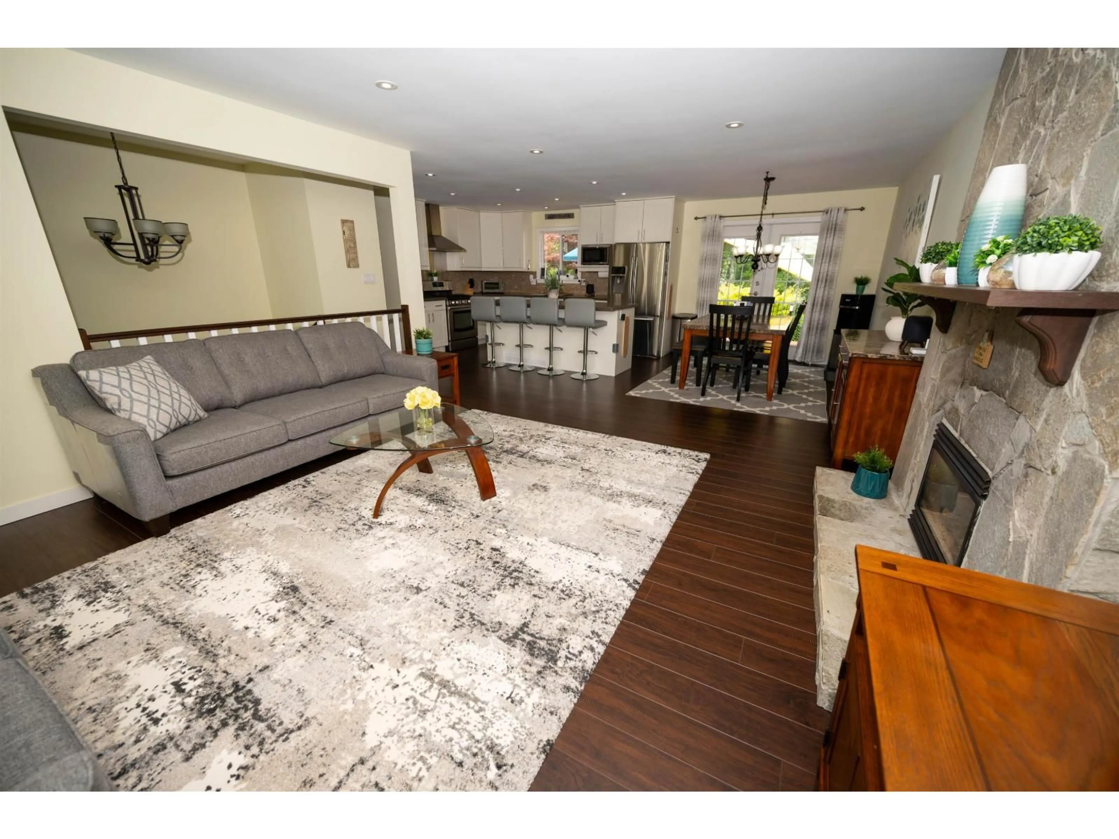 Living room with furniture, unknown for 4536 199A STREET, Langley British Columbia V3A5S3
