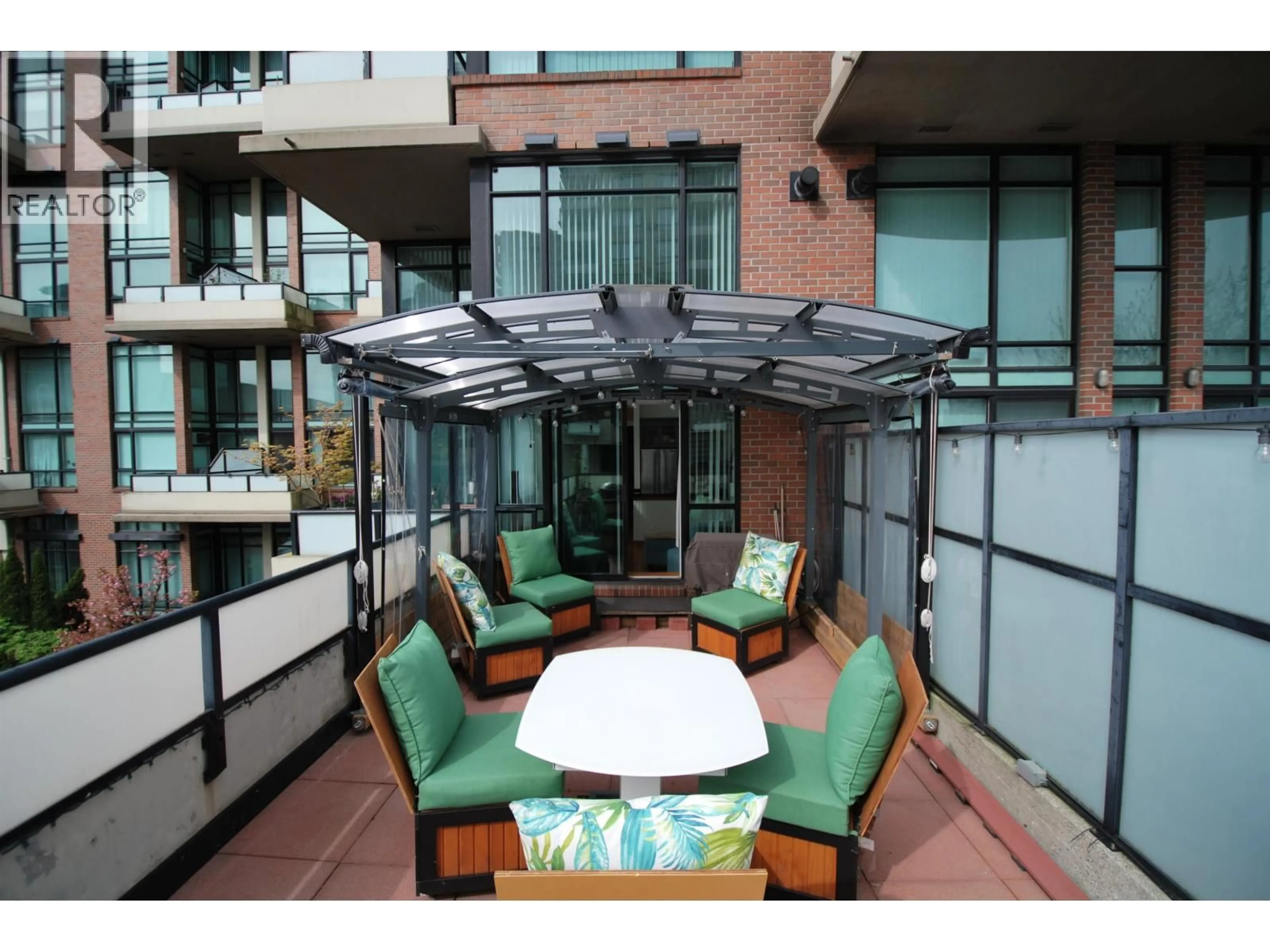 Patio, unknown for 229 - 10 RENAISSANCE SQUARE, New Westminster British Columbia V3M7B1