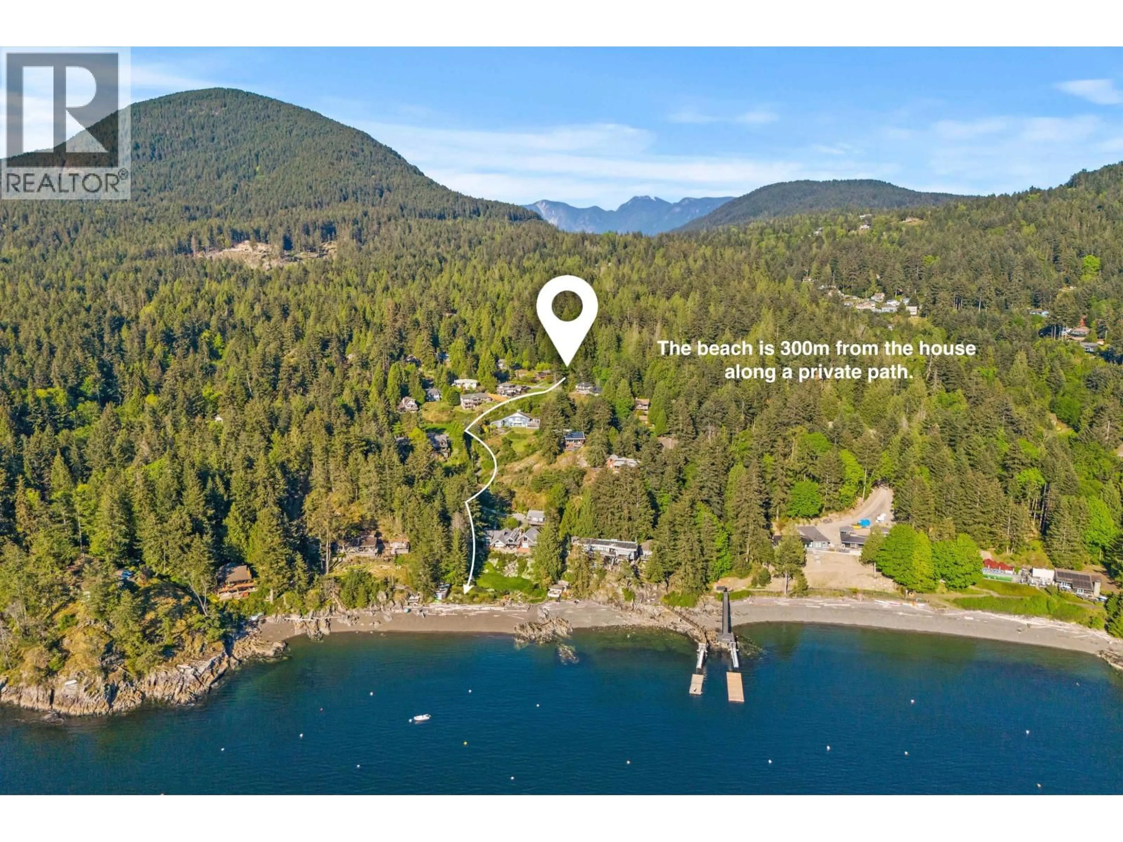 A pic from outside/outdoor area/front of a property/back of a property/a pic from drone, water/lake/river/ocean view for 483 BRAEWOOD PLACE, Bowen Island British Columbia V0N1G2