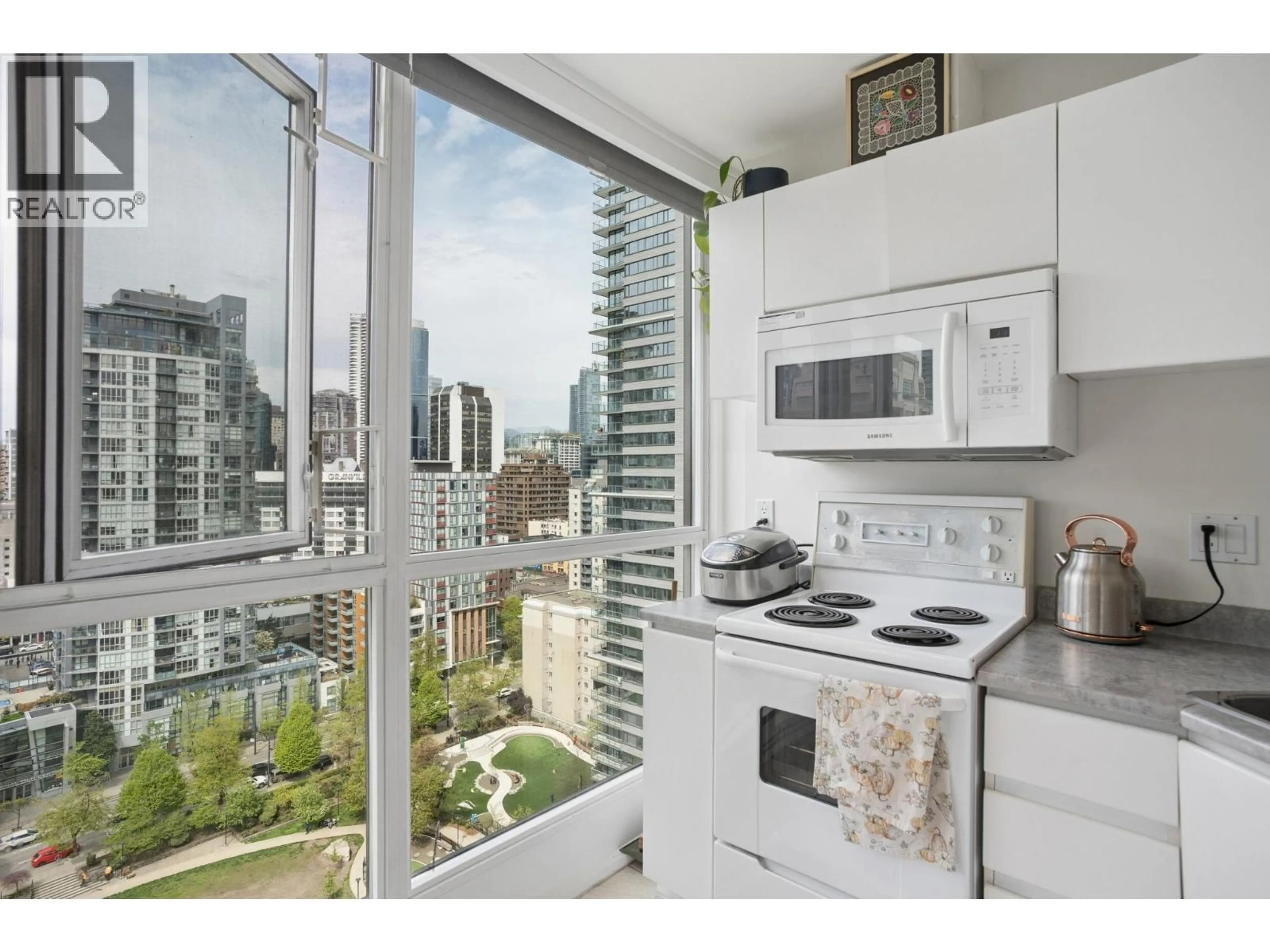 Standard kitchen, unknown for 2101 - 1188 RICHARDS STREET, Vancouver British Columbia V6B3E6