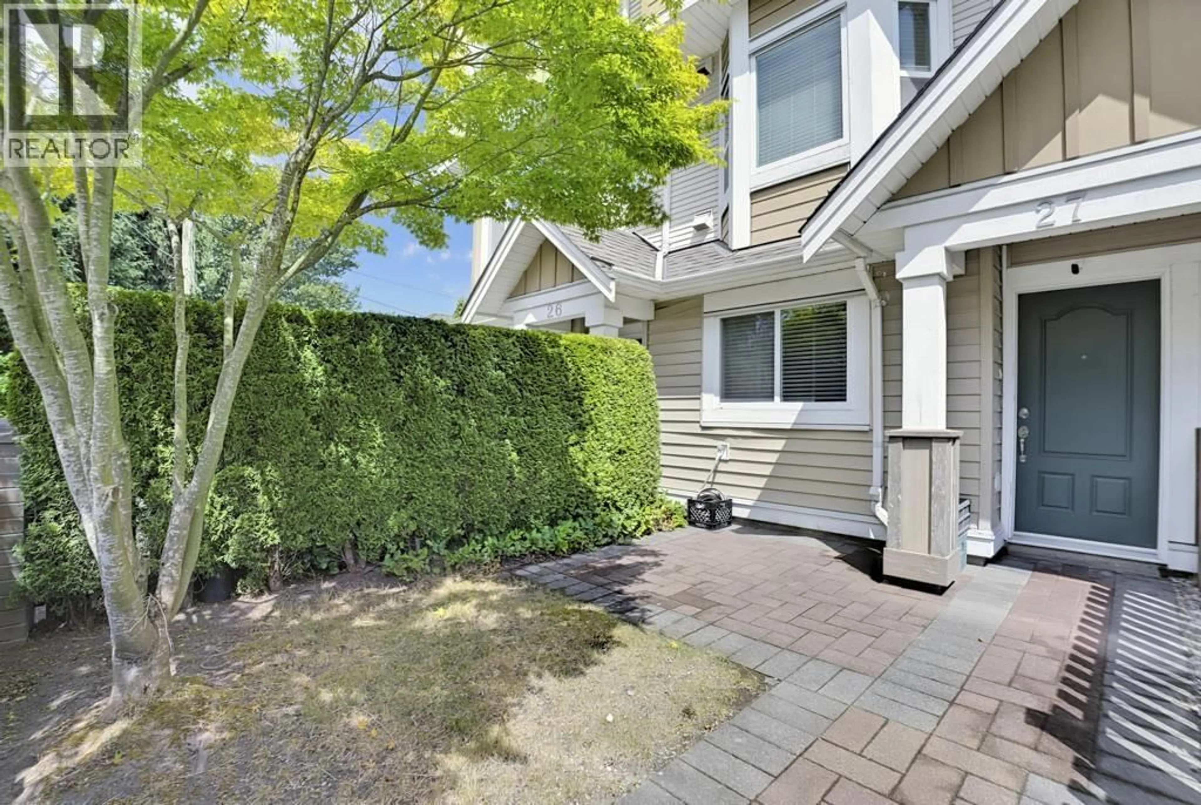 Patio, street for 27 - 9451 GRANVILLE AVENUE, Richmond British Columbia V6Y1P9