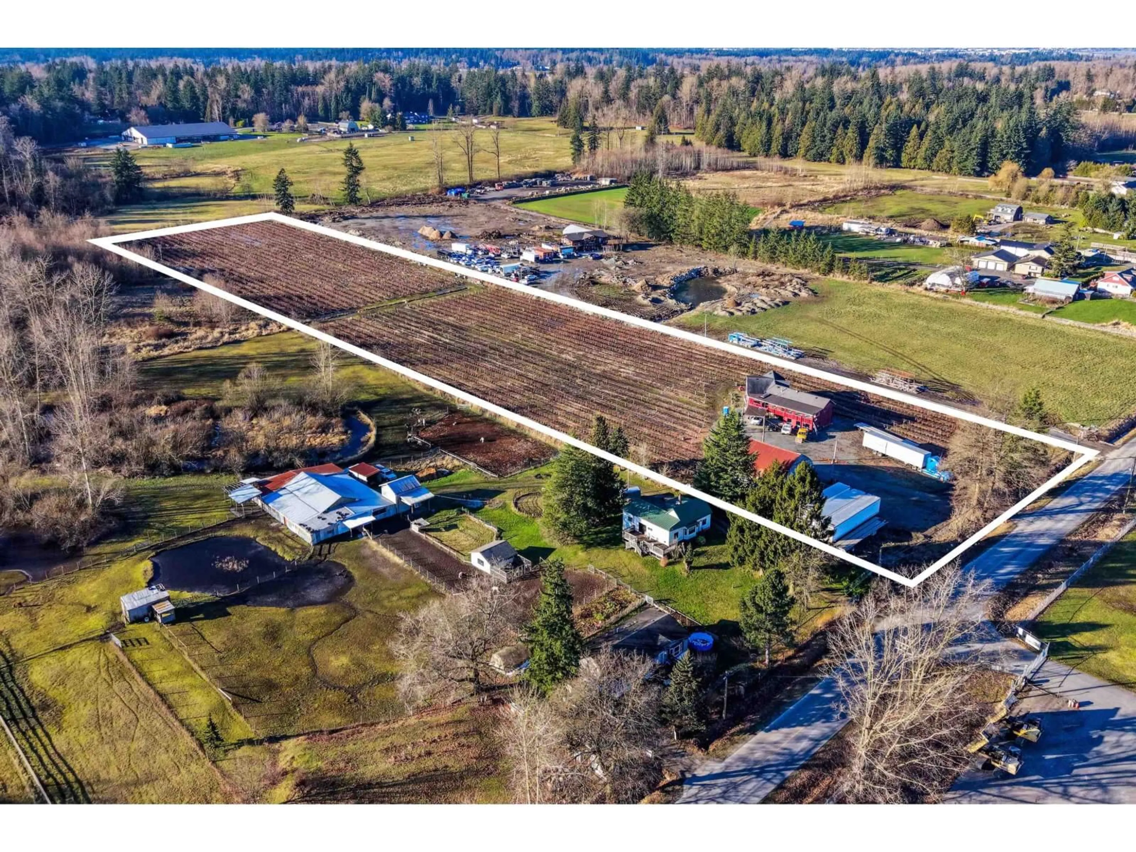 A pic from outside/outdoor area/front of a property/back of a property/a pic from drone, unknown for 2157 224 STREET, Langley British Columbia V2Z2Z2