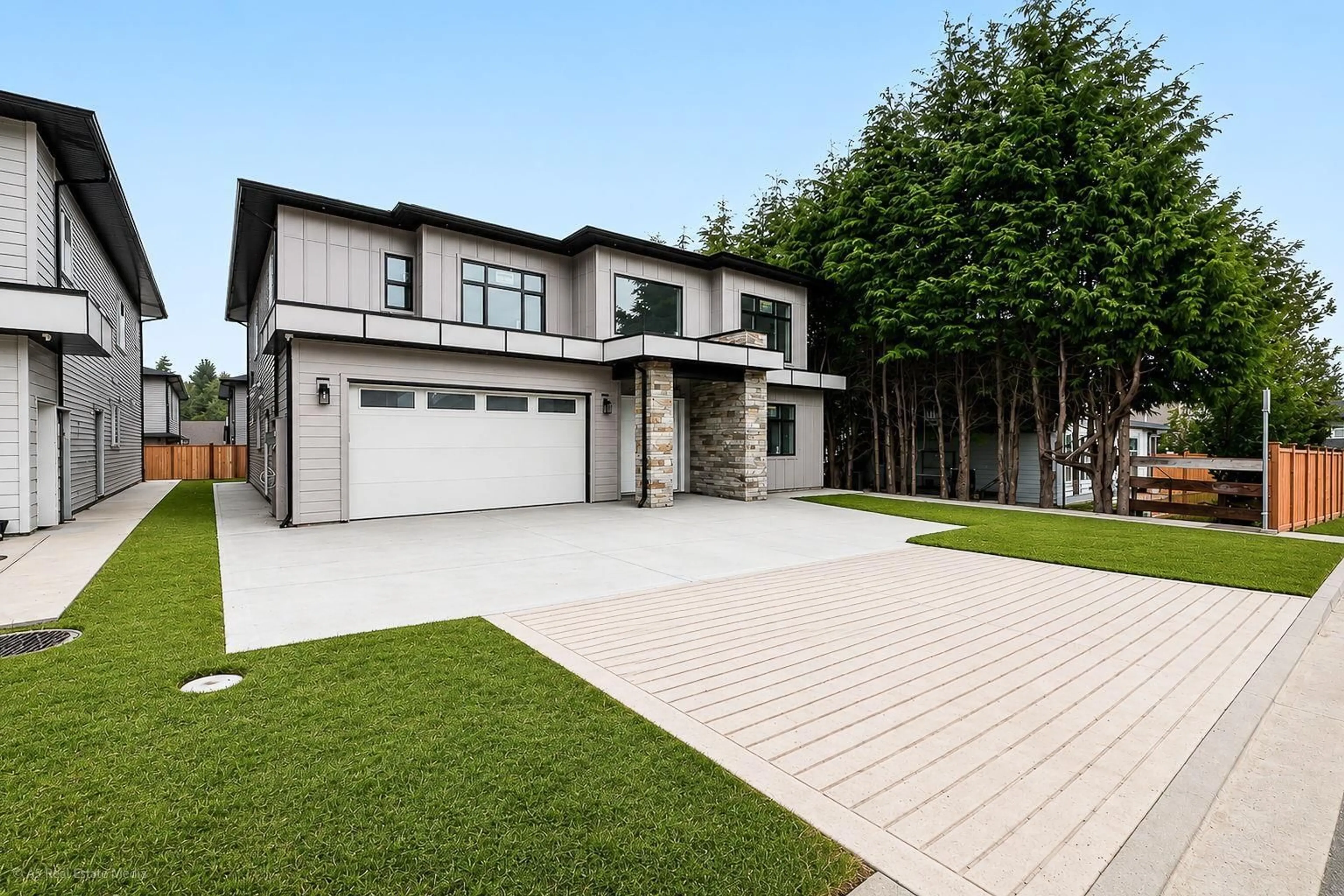Home with brick exterior material, street for 8511 BENEDICT BOULEVARD, Mission British Columbia V2V0H1