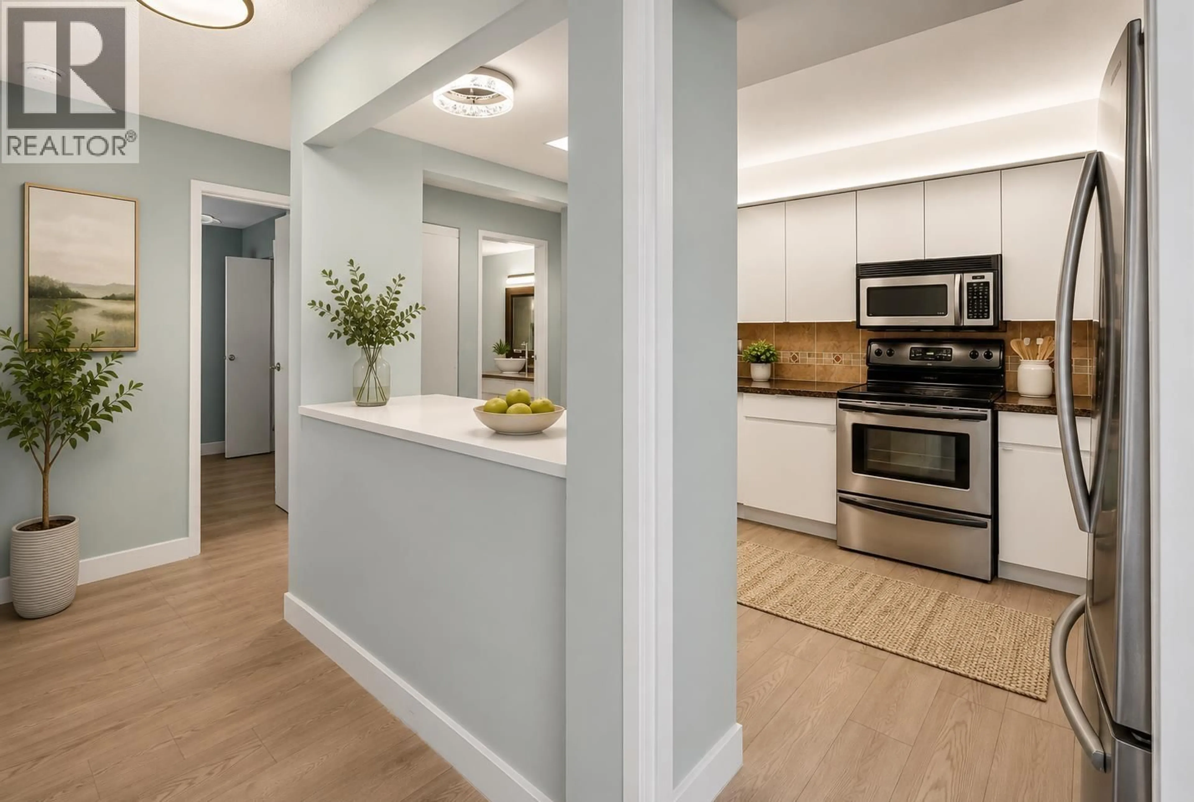 Open concept kitchen, unknown for 206 - 1340 DUCHESS AVENUE, West Vancouver British Columbia V7T1H6