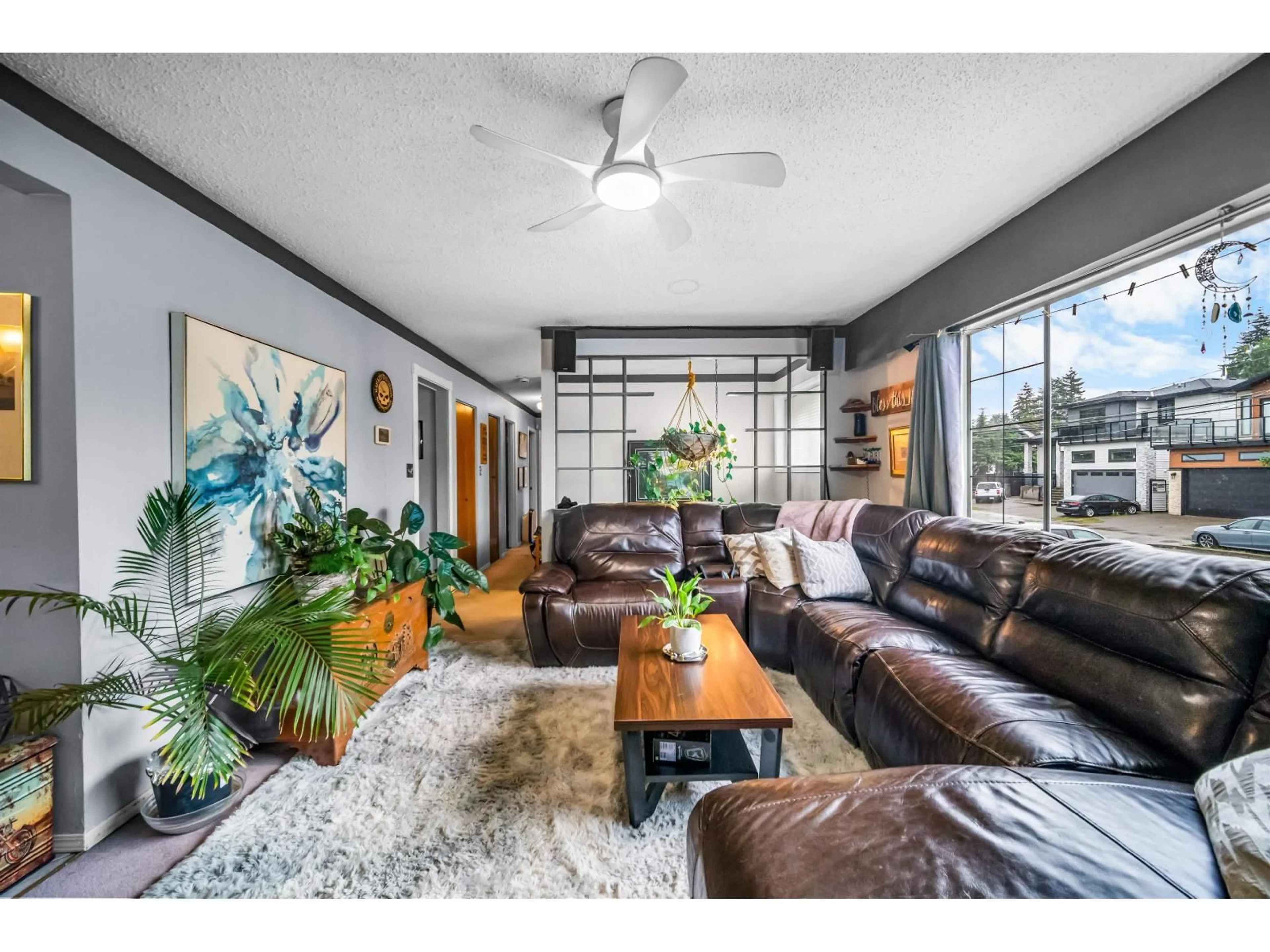 Living room with furniture, unknown for 2371 BEAVER STREET, Abbotsford British Columbia V2T3C9