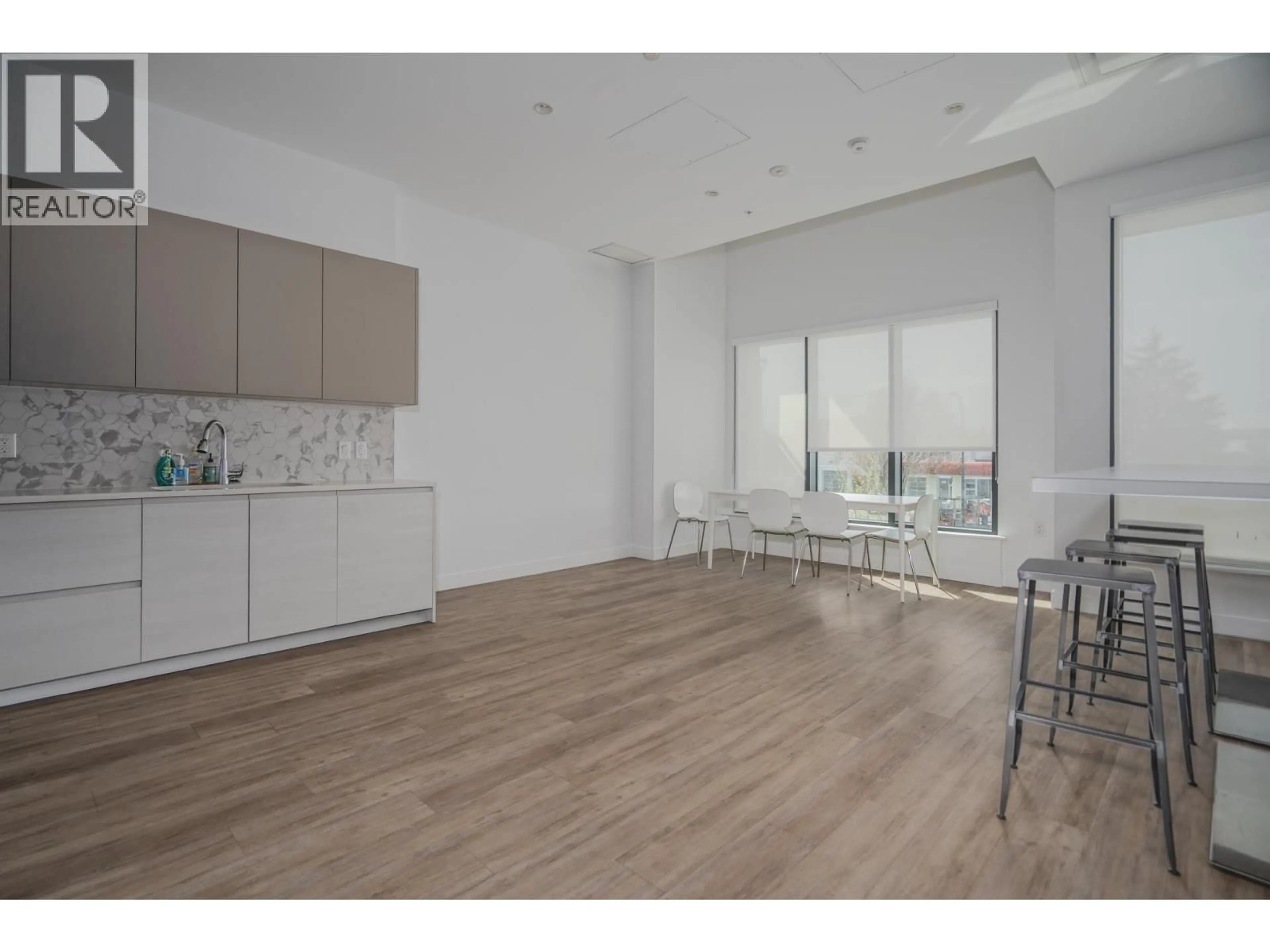 A pic of a room for 306 - 8138 FRASER STREET, Vancouver British Columbia V5X0J8