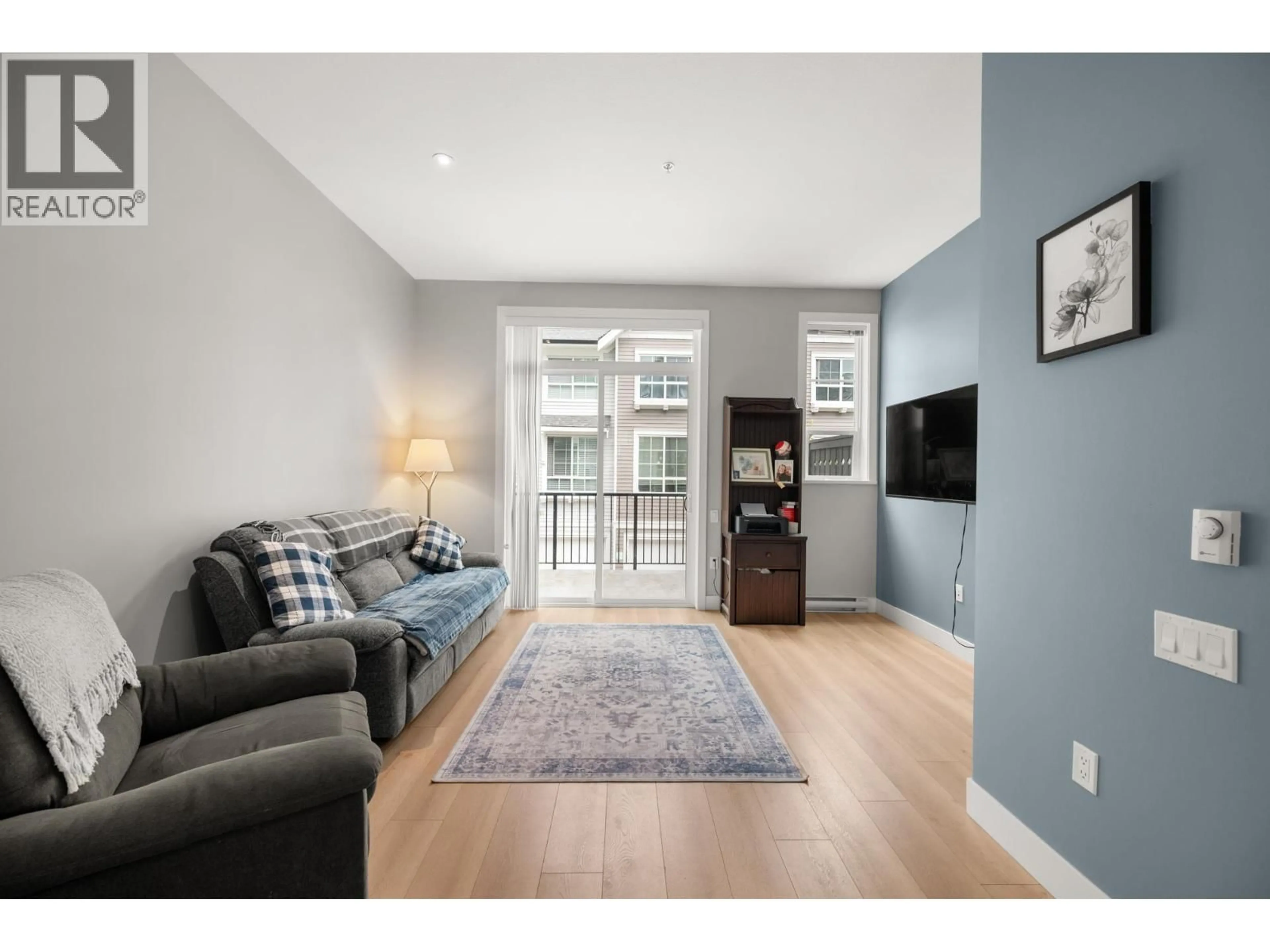 Living room with furniture, unknown for 74 - 19696 HAMMOND ROAD, Pitt Meadows British Columbia V3Y0G7