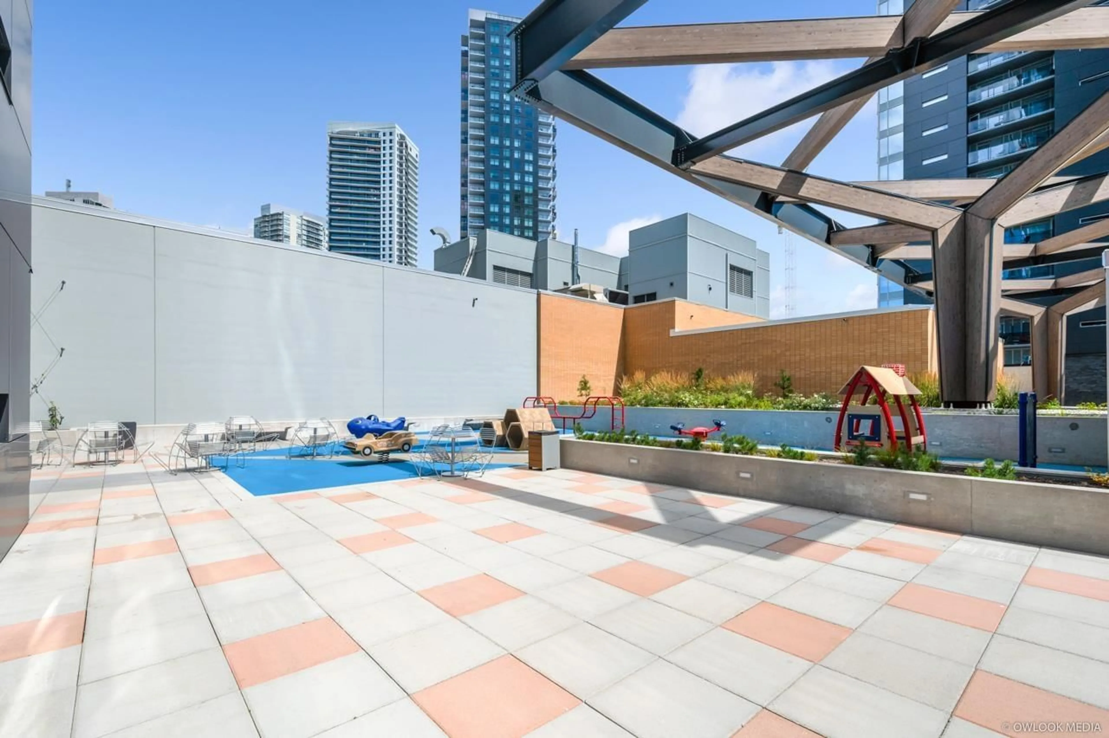 Pool for 309 - 13615 FRASER HIGHWAY, Surrey British Columbia V3T0P7