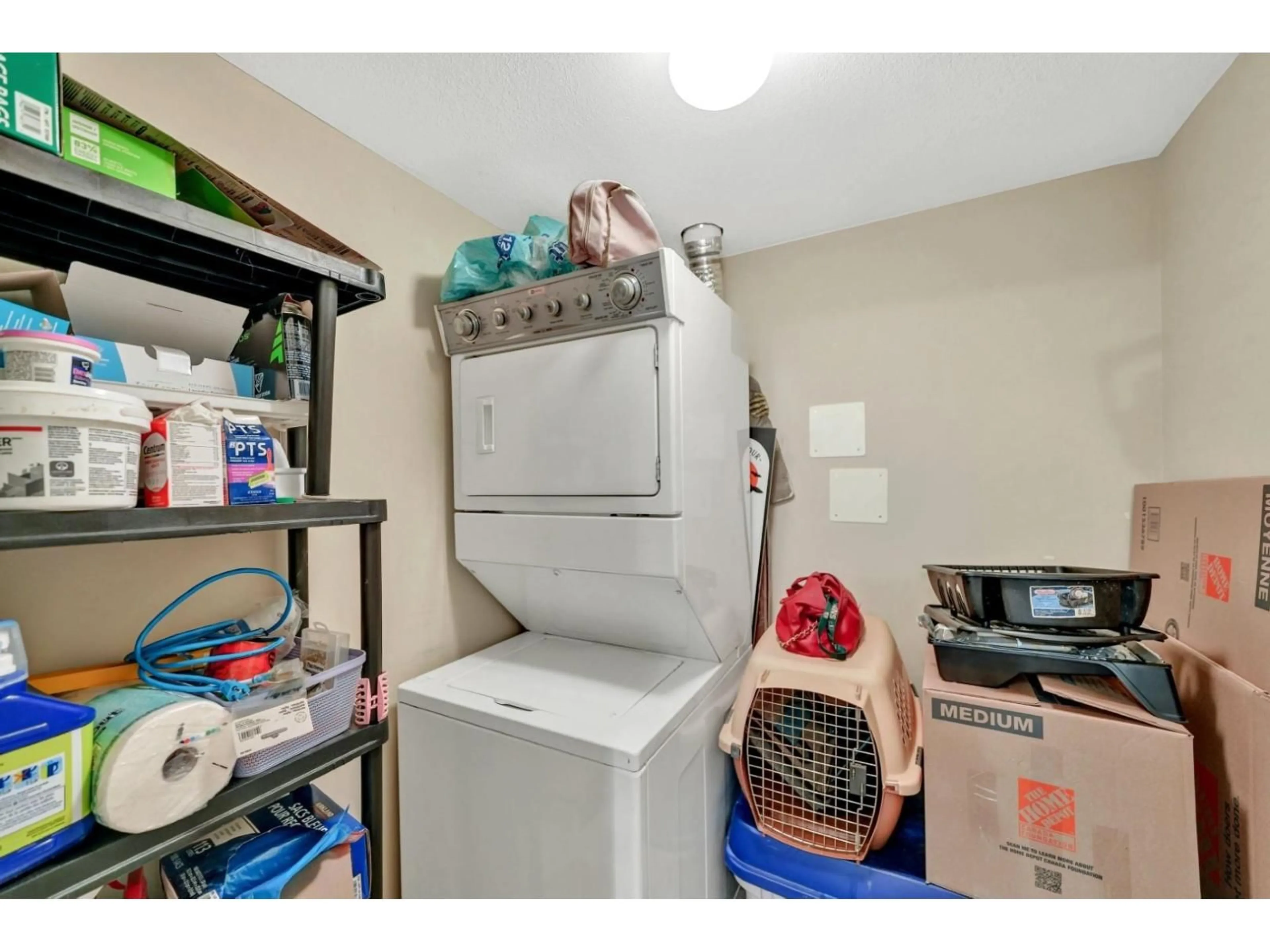 Laundry room for 112 - 46150 BOLE AVENUE, Chilliwack British Columbia V2P0B7