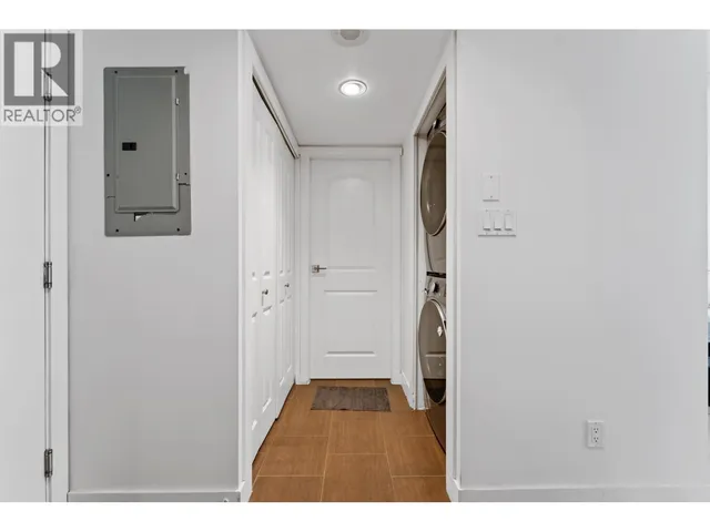 606 - 200 KEARY STREET, New Westminster 3