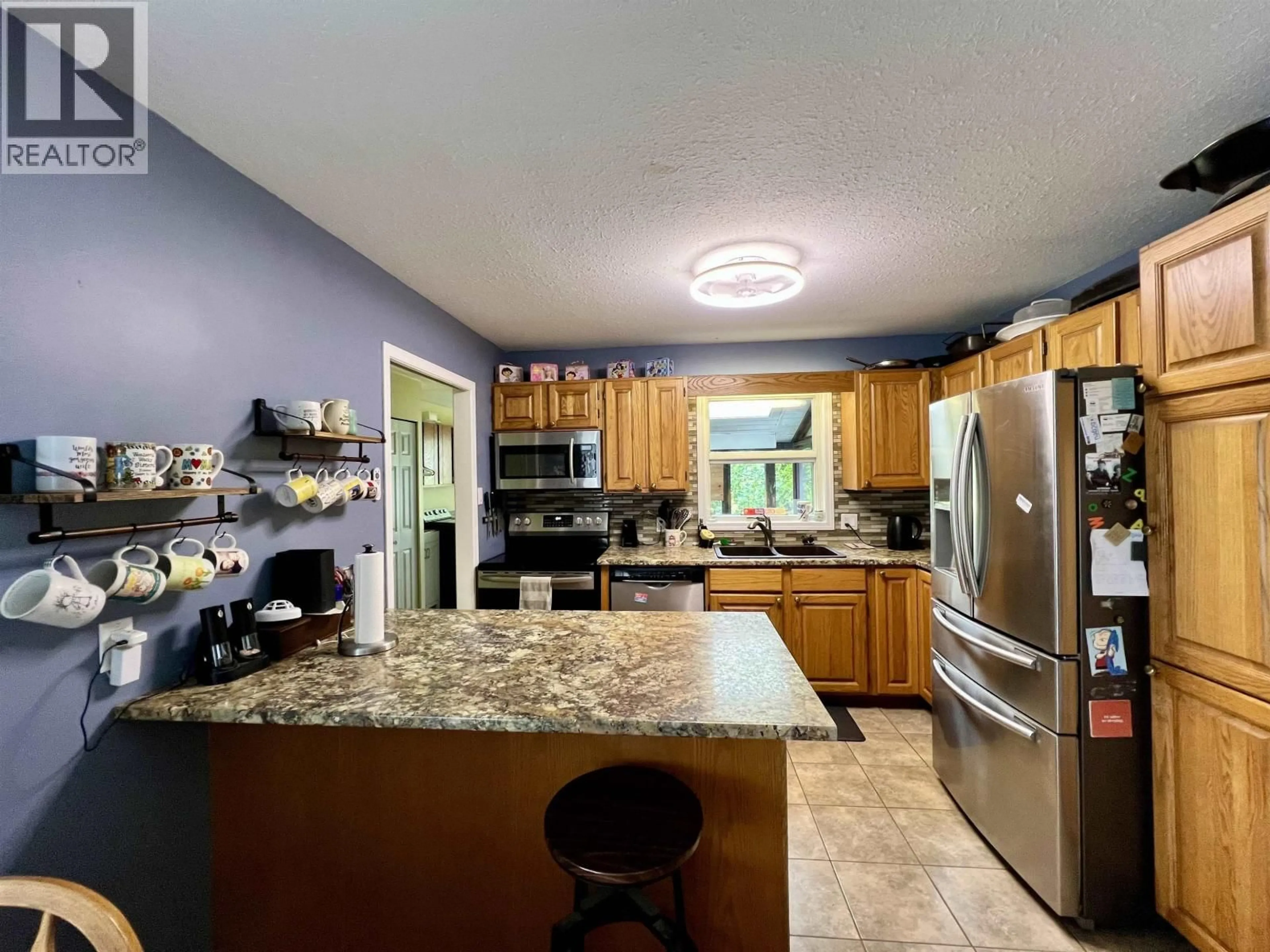 Open concept kitchen, ceramic/tile floor for 3308 JOHNSTONE STREET, Terrace British Columbia V8G4W7