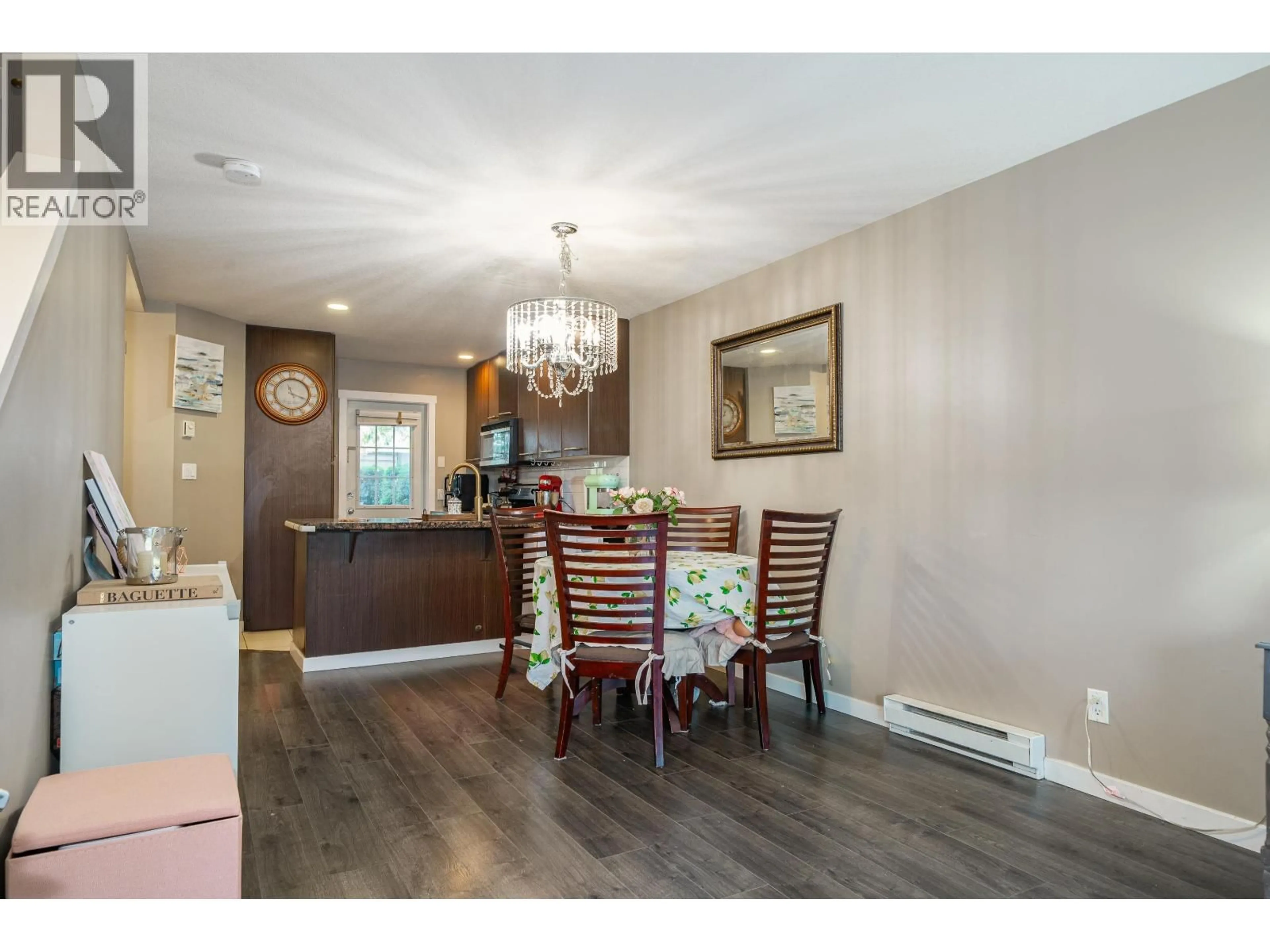 Open concept kitchen, wood/laminate floor for 45 - 7370 STRIDE AVENUE, Burnaby British Columbia V3N5E6