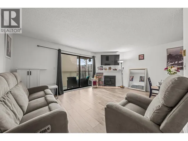 301 - 315 TENTH STREET, New Westminster 3