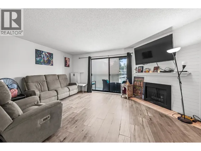 301 - 315 TENTH STREET, New Westminster 4