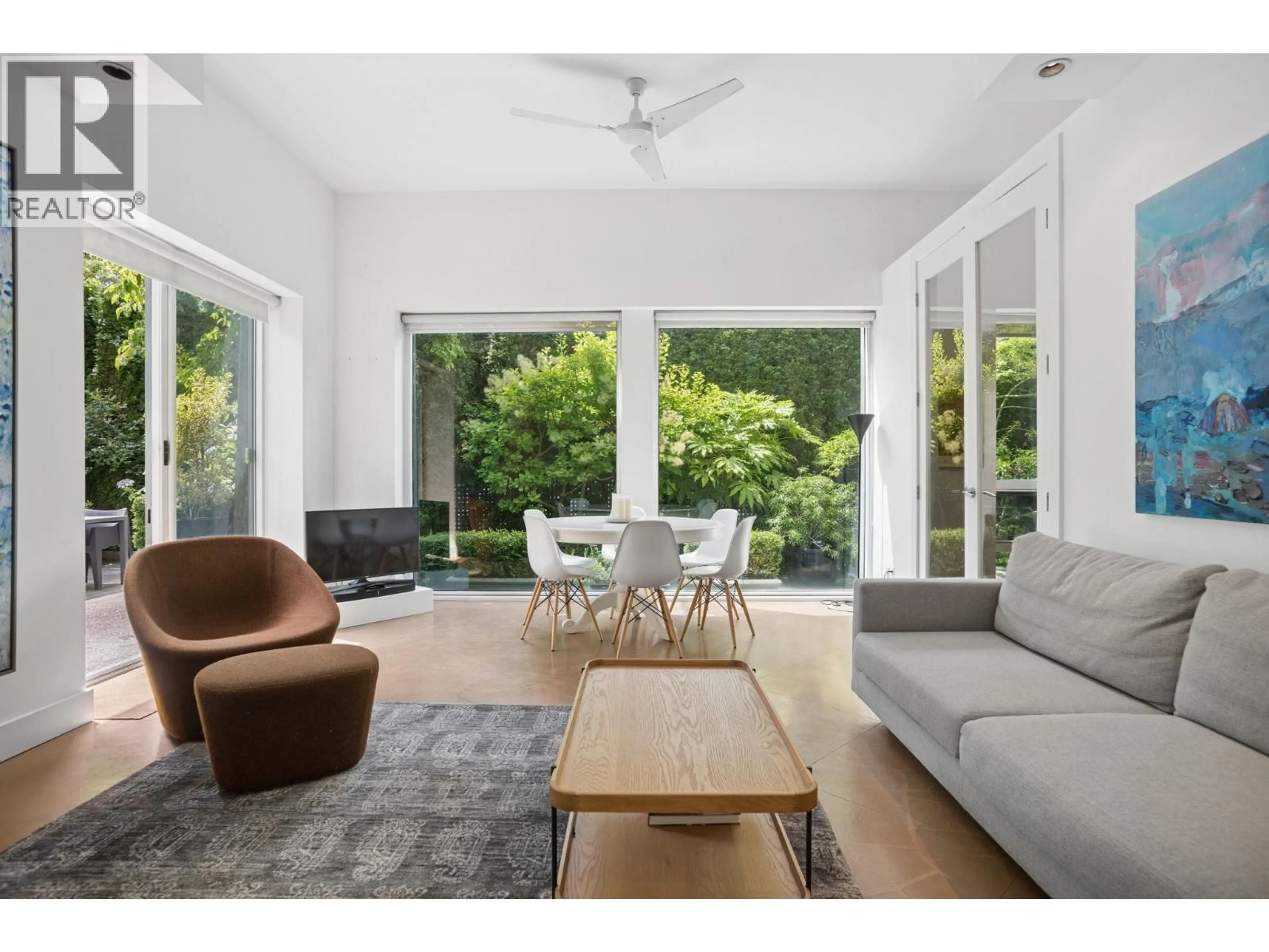 Living room with furniture, unknown for 100 - 1550 15TH AVENUE, Vancouver British Columbia V6J2K6
