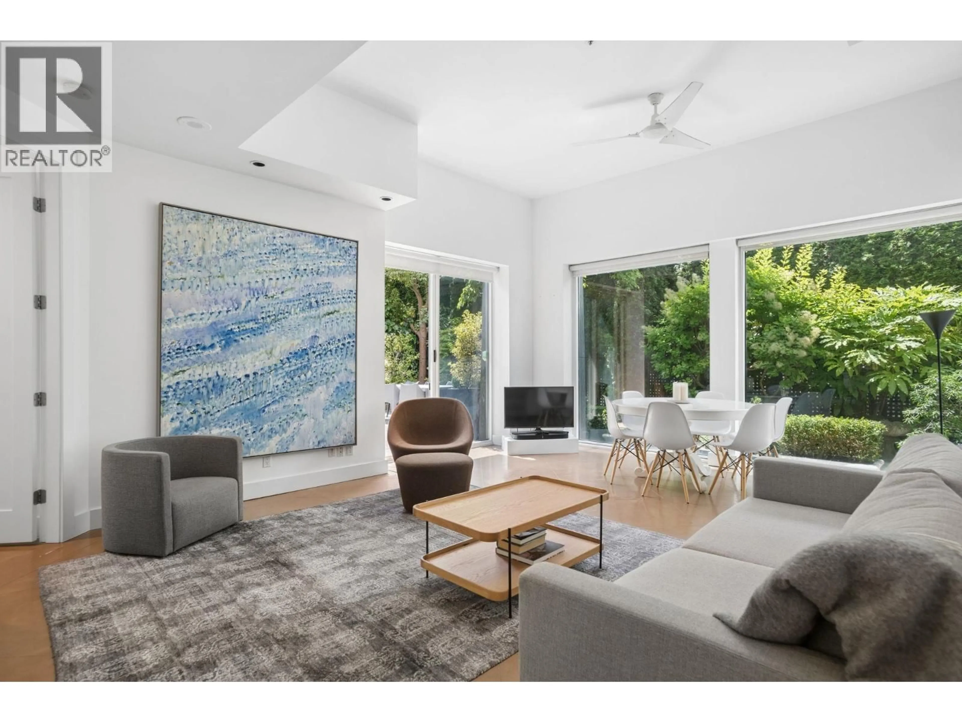 Living room with furniture, unknown for 100 - 1550 15TH AVENUE, Vancouver British Columbia V6J2K6