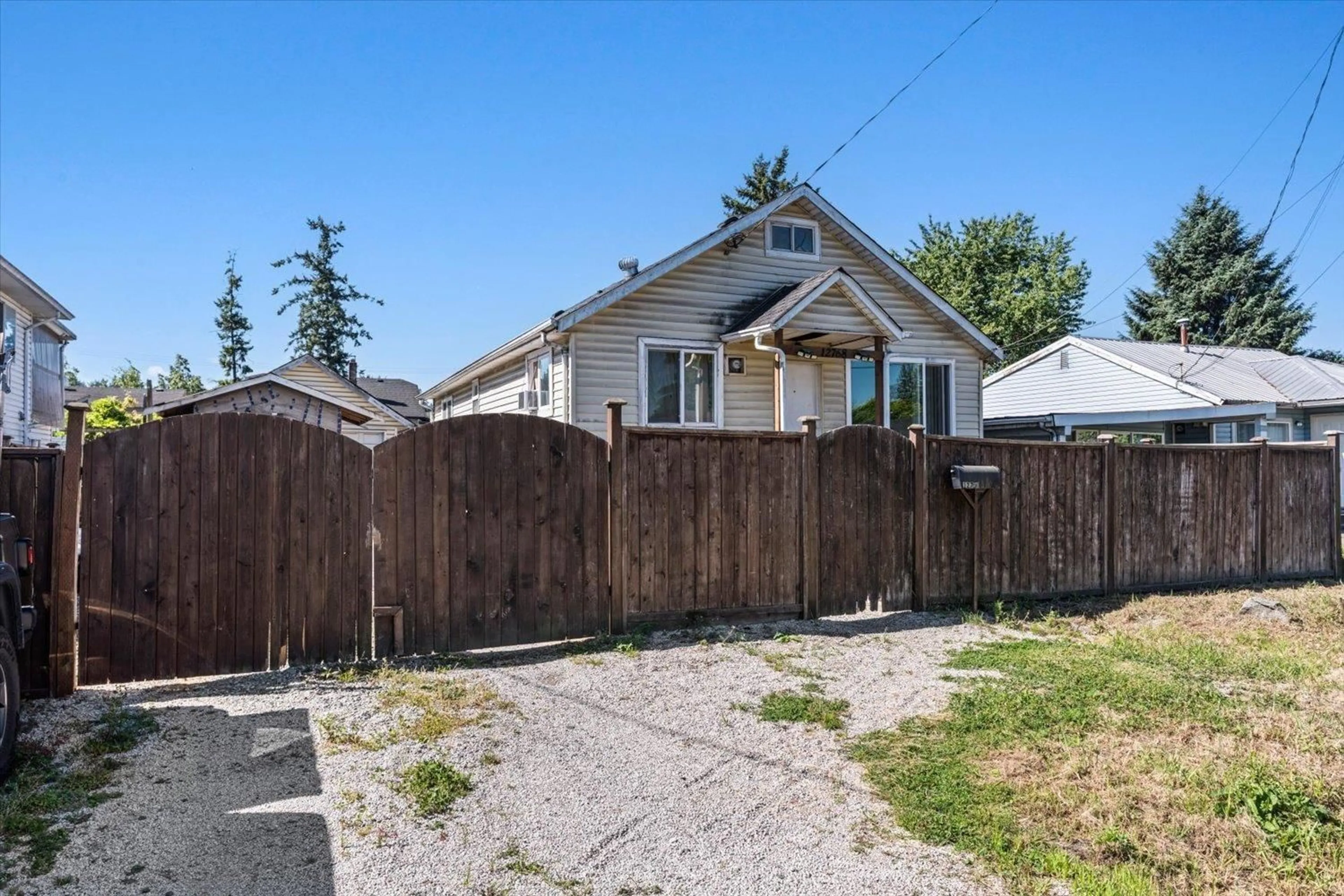 Unknown for 12768 112B AVENUE, Surrey British Columbia V3V3L6