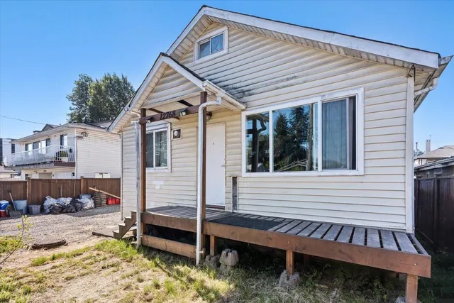 12768 112B AVENUE, Surrey 4