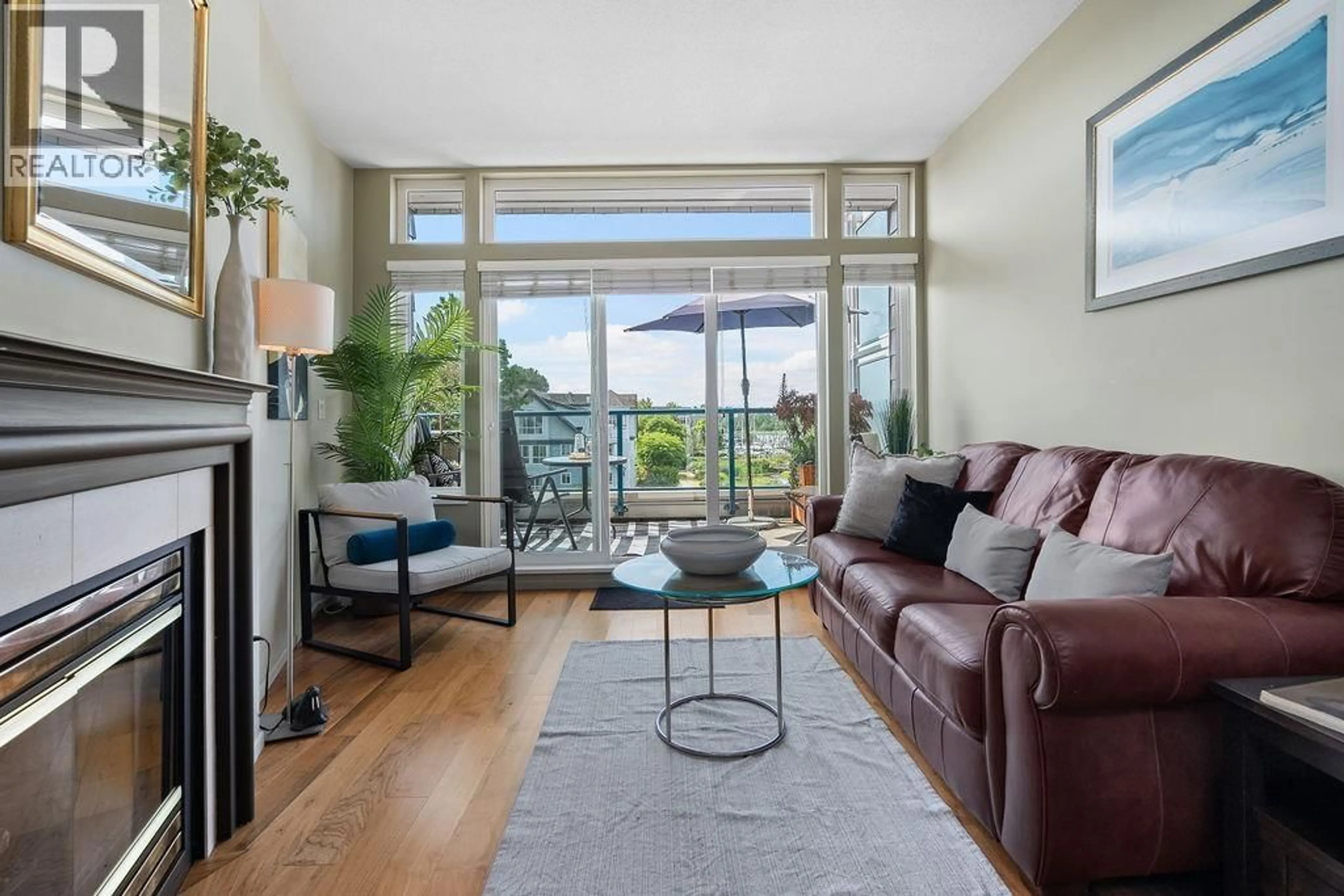 Living room with furniture, unknown for 405 - 5800 ANDREWS ROAD, Richmond British Columbia V7E6M2