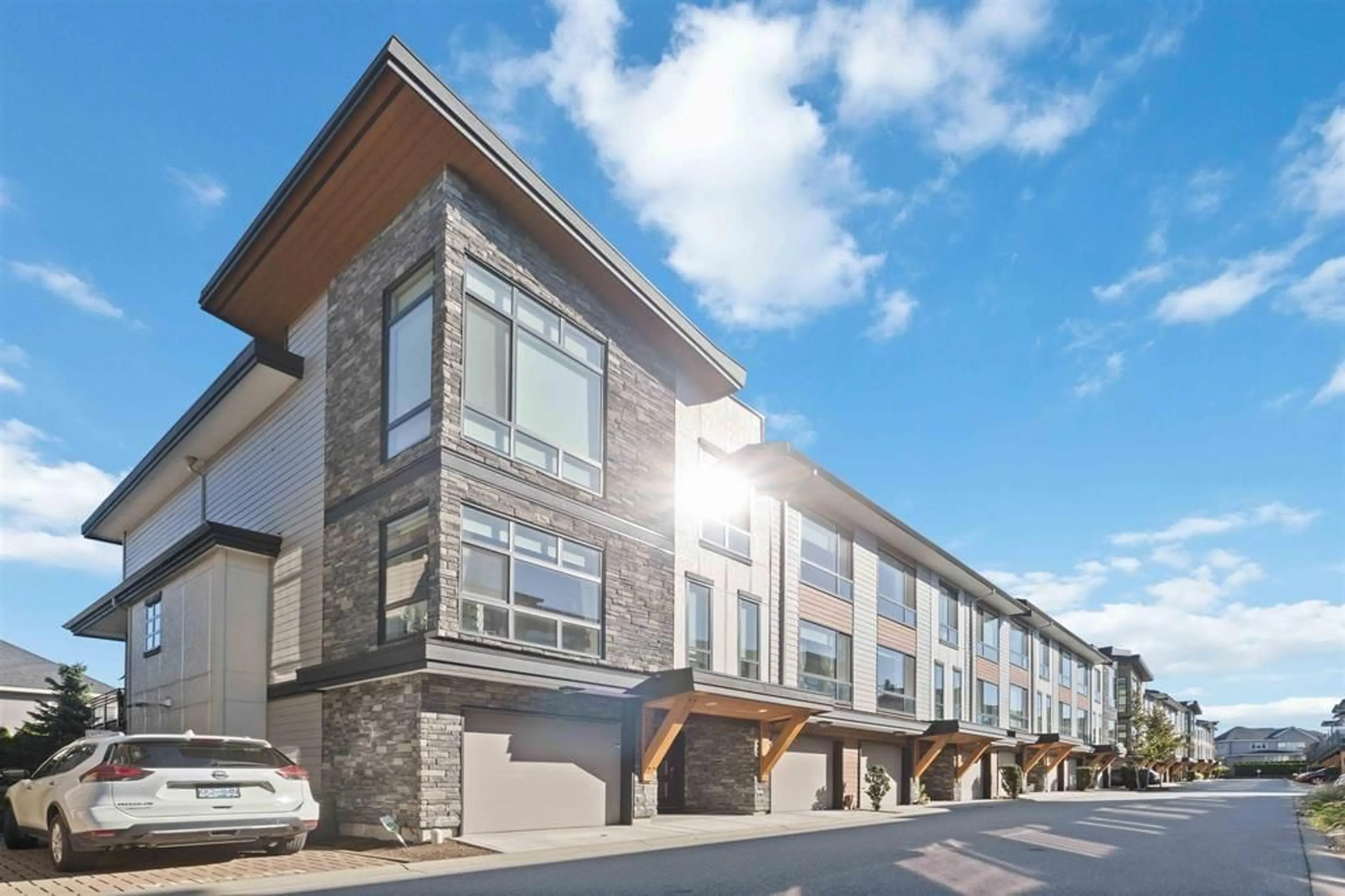 Patio, street for 36 - 16488 64 AVENUE, Surrey British Columbia V3S6X6