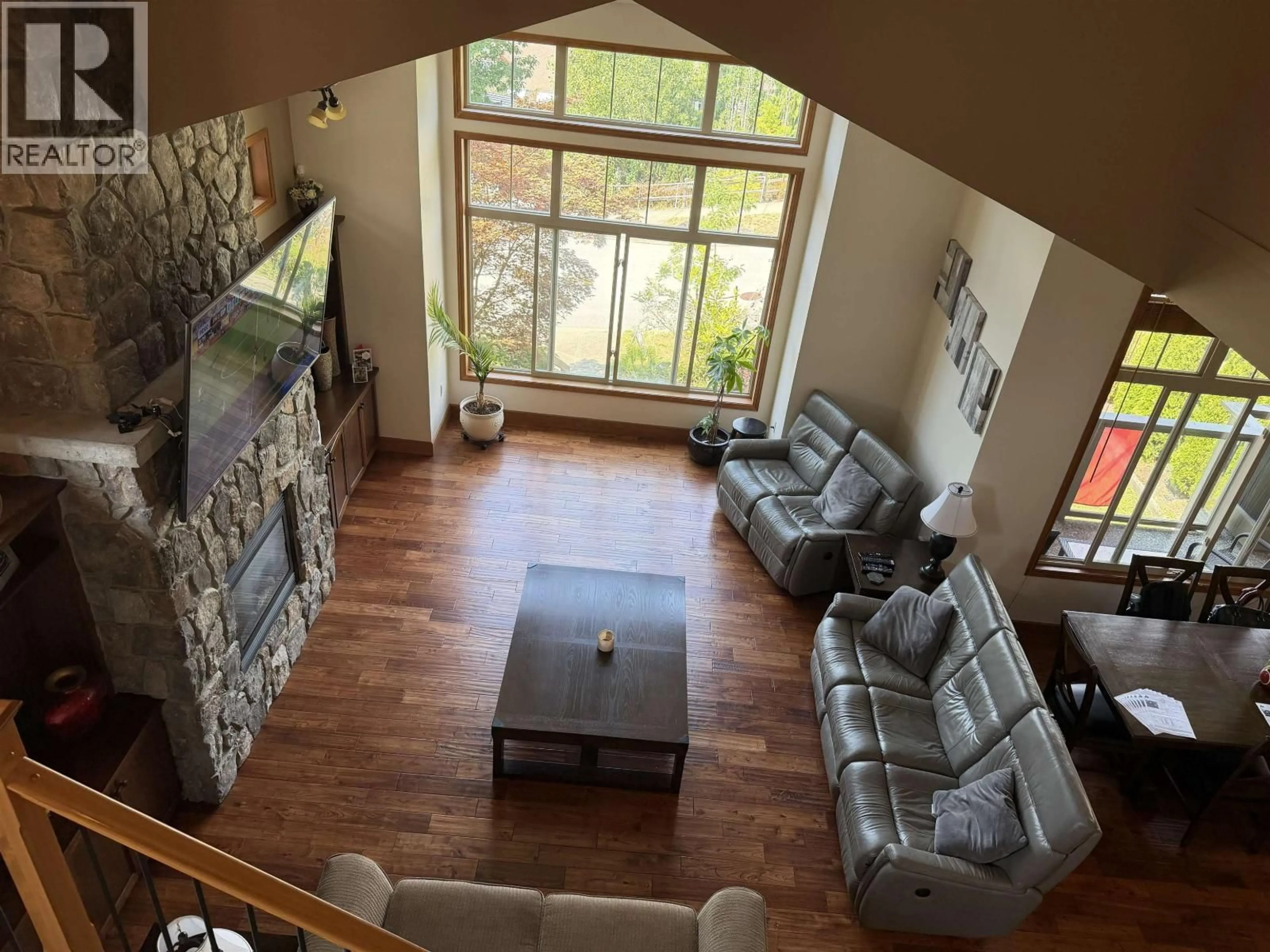 Living room with furniture, unknown for 22856 137 AVENUE, Maple Ridge British Columbia V4R0B6
