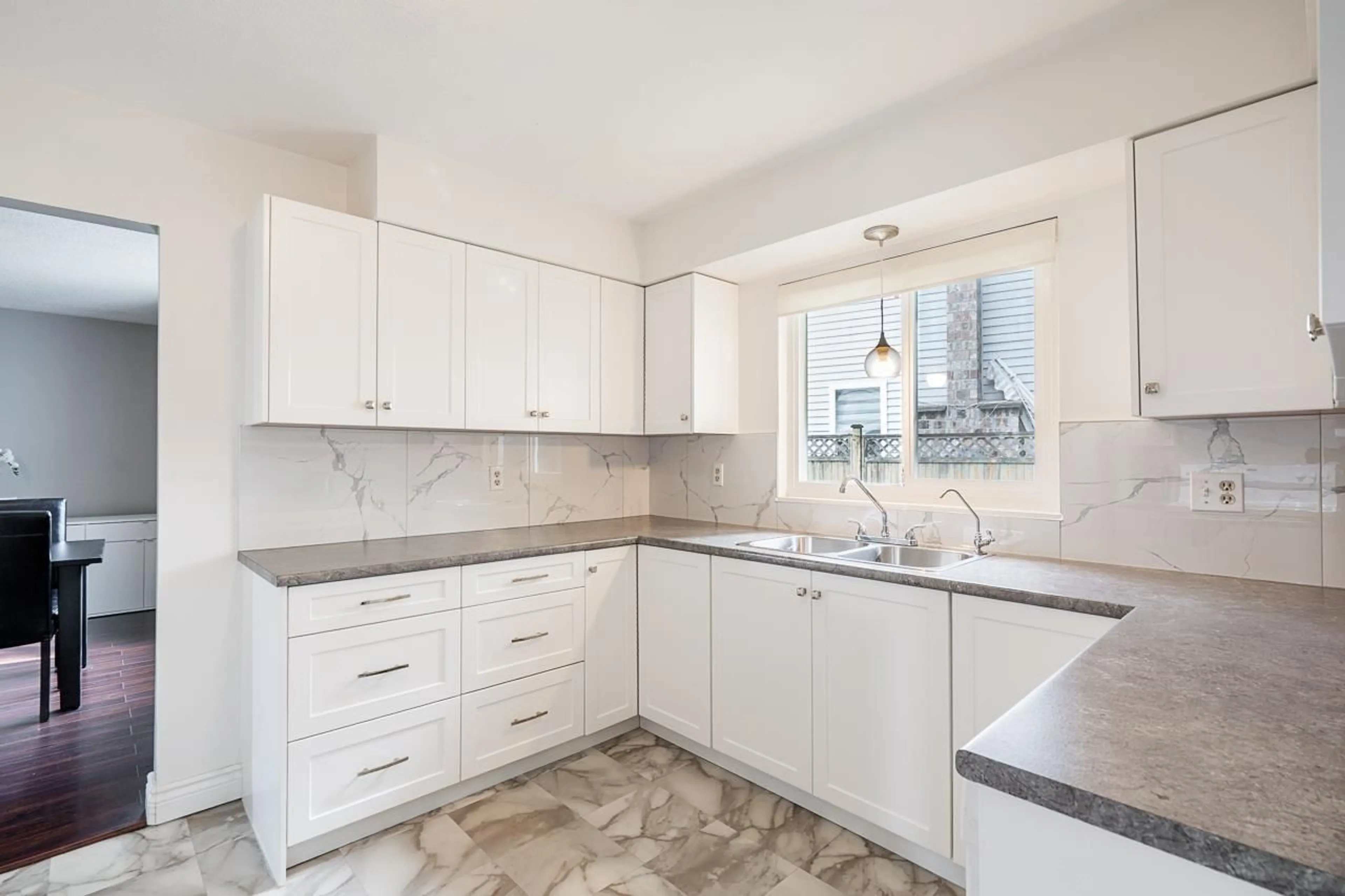Standard kitchen, ceramic/tile floor for 12946 66A AVENUE, Surrey British Columbia V3W8Z7