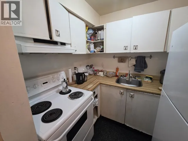 211 - 1440 BROADWAY, Vancouver 3
