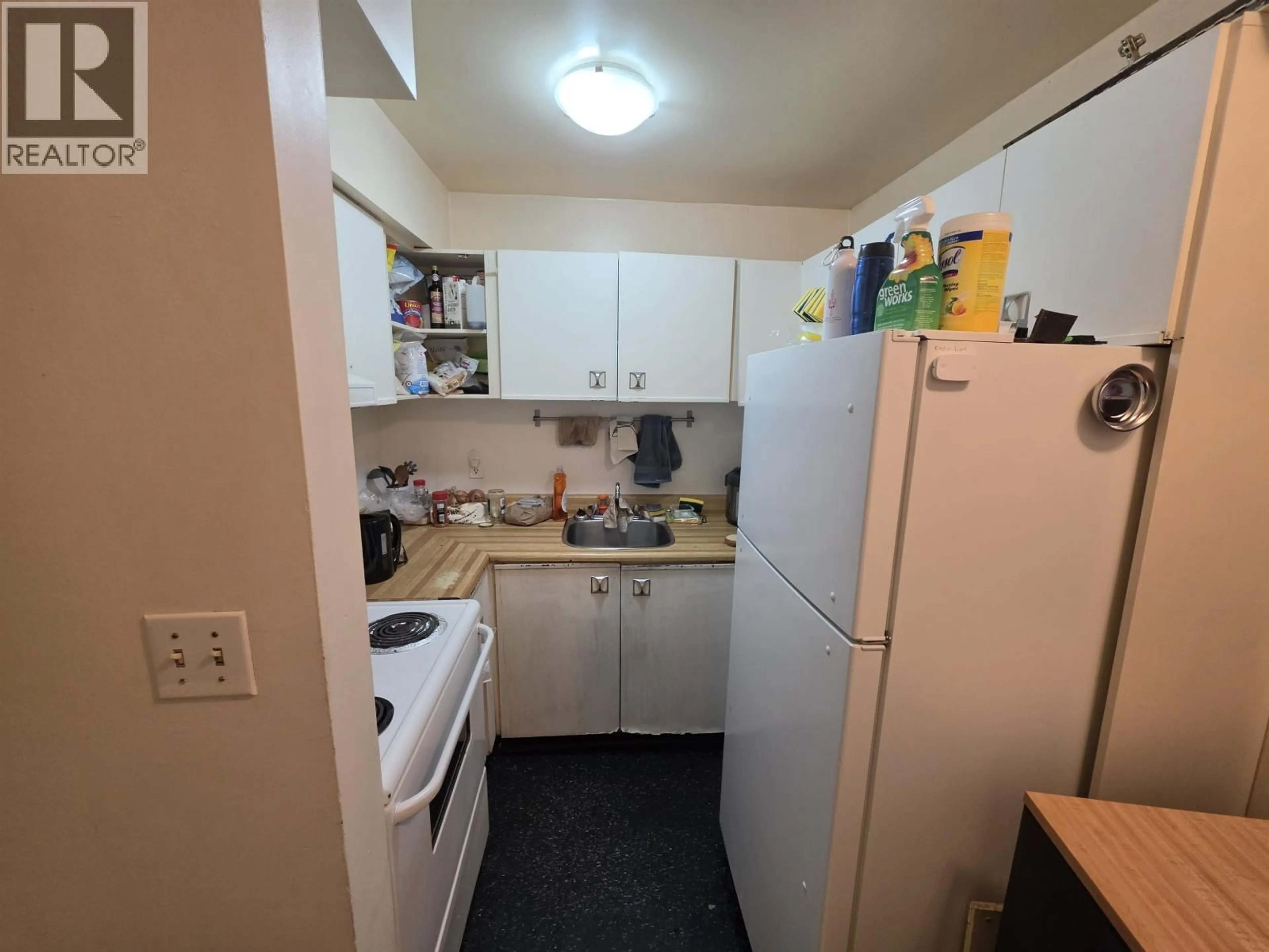 Standard kitchen, floor is not visible for 211 - 1440 BROADWAY, Vancouver British Columbia V5N5P2