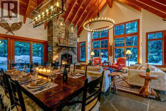 3205 ARCHIBALD WAY, Whistler 3
