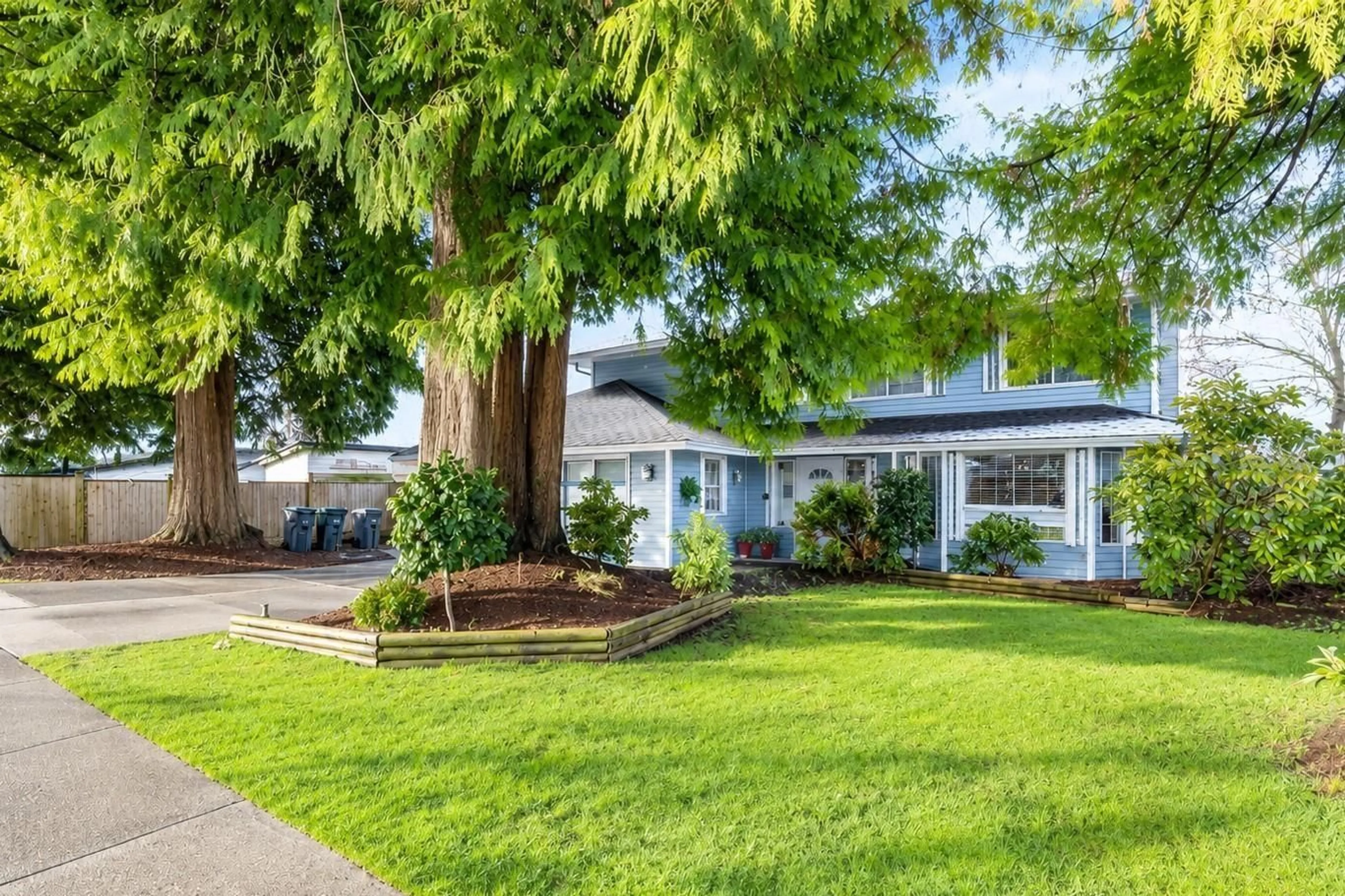 Home with vinyl exterior material, street for 11077 154 STREET, Surrey British Columbia V3R6V7
