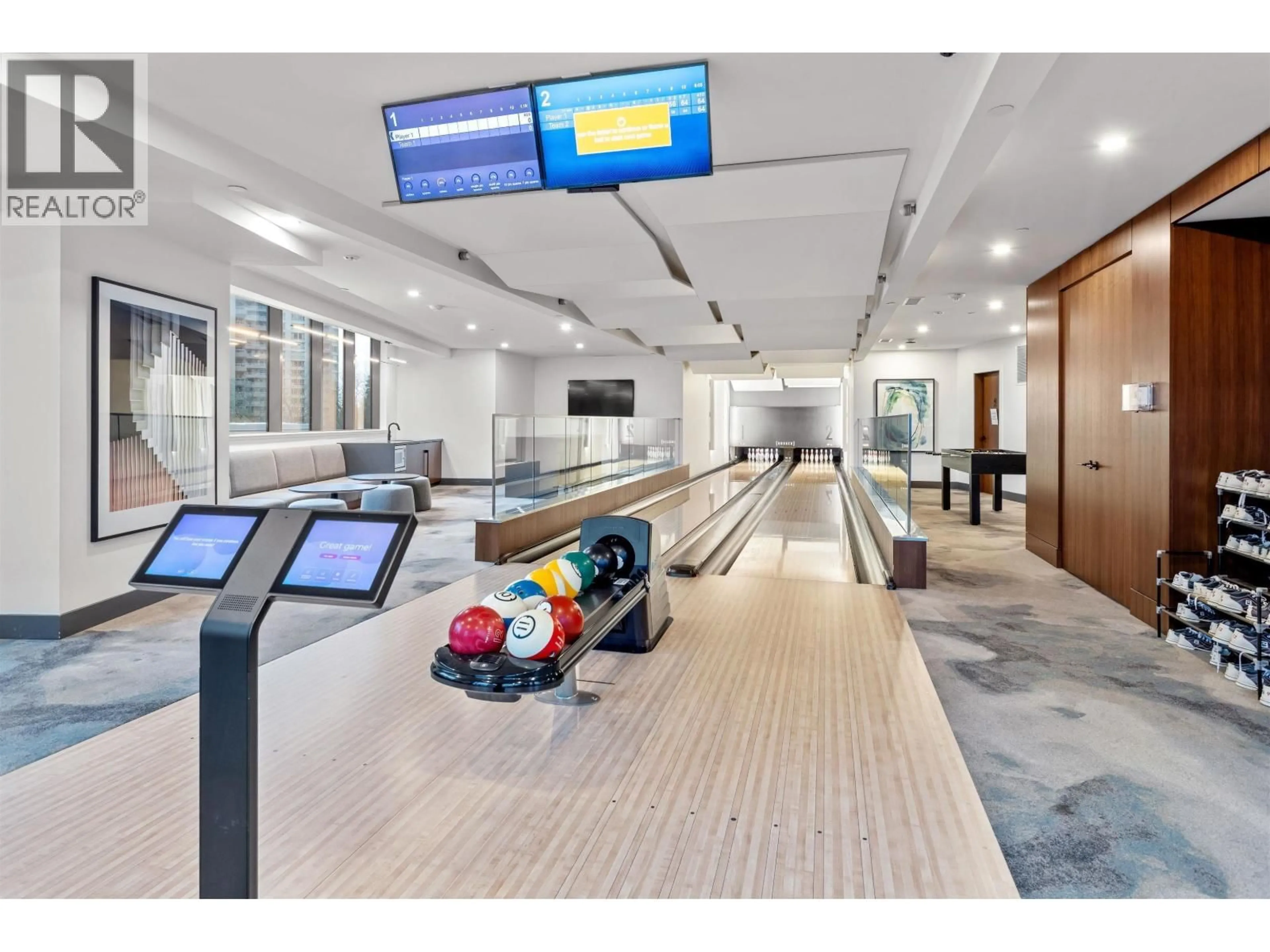 Indoor foyer for 2705 - 4711 HAZEL STREET, Burnaby British Columbia V5H0J9