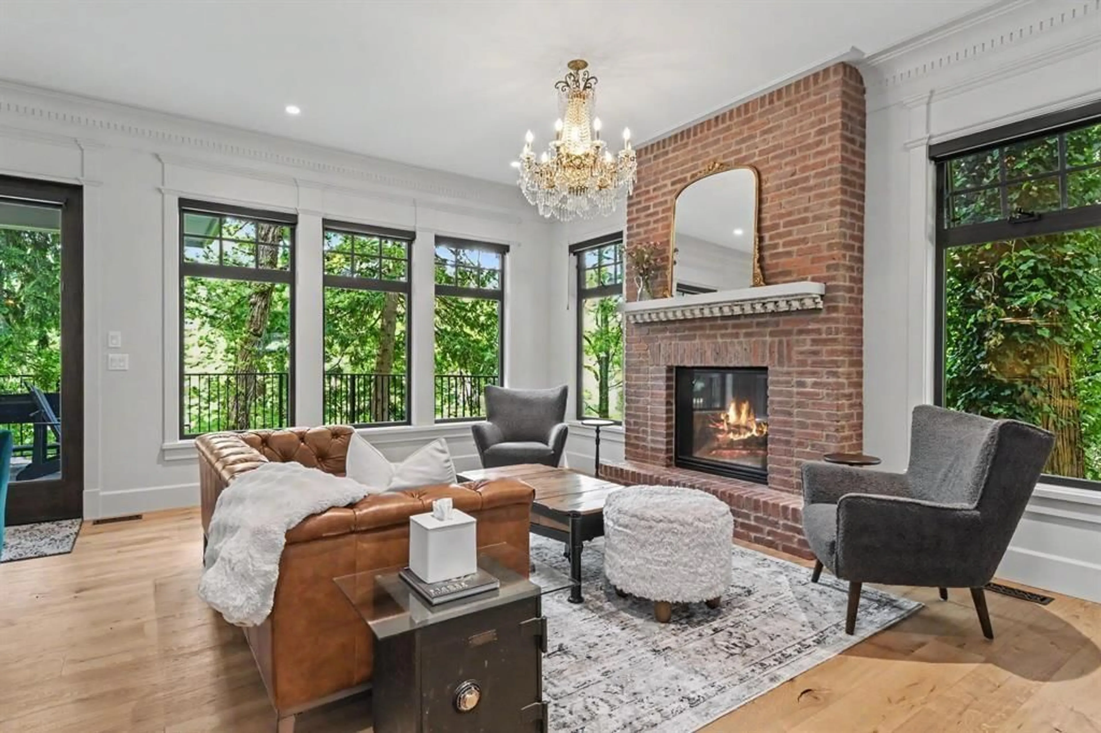Living room with furniture, unknown for 19682 44 AVENUE, Langley British Columbia V3A3E1