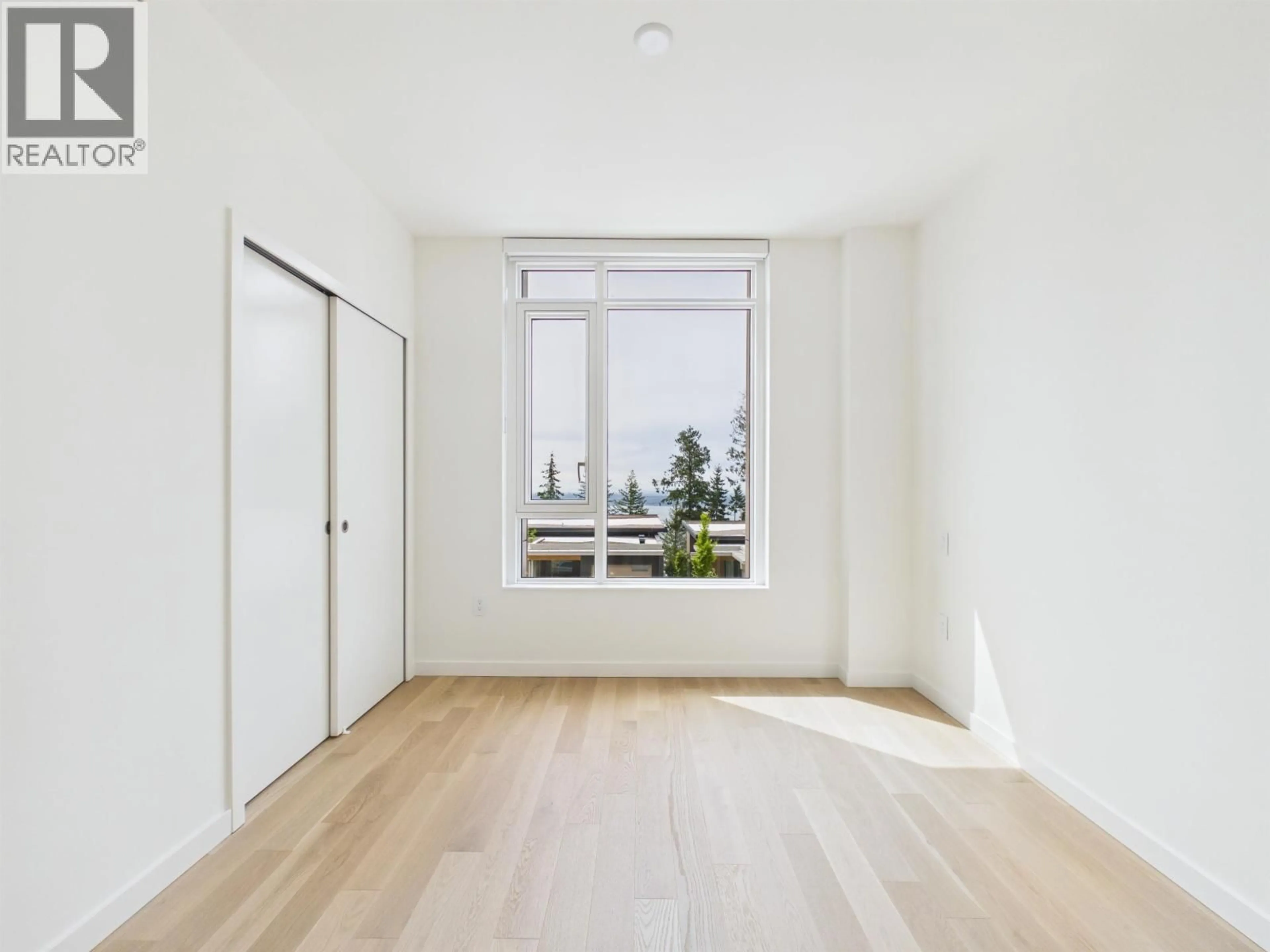 A pic of a room for 208 - 3963 UPLANDS, Vancouver British Columbia V7S0B7