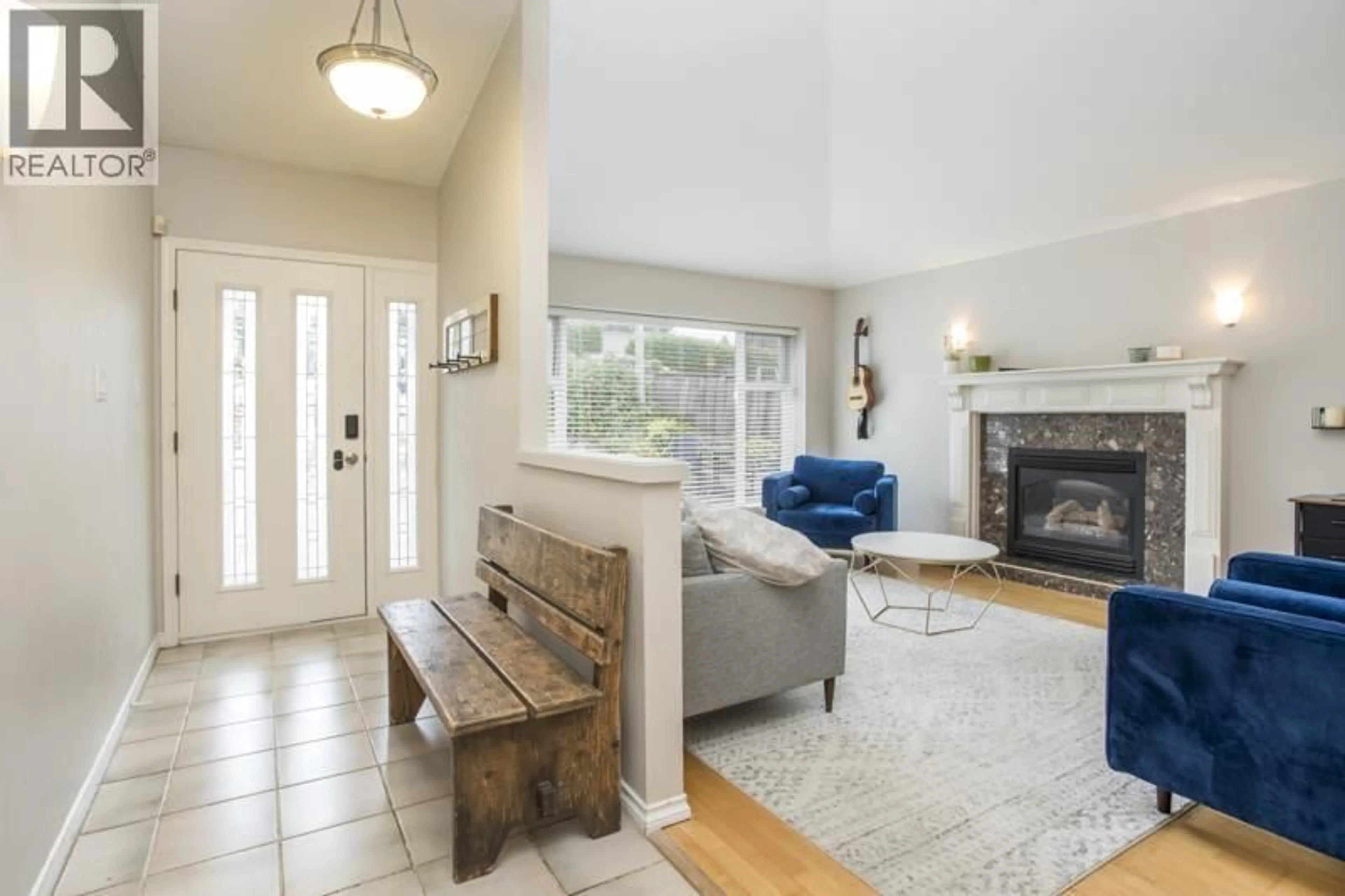Living room with furniture, unknown for 380 55A STREET, Delta British Columbia V4M3L9
