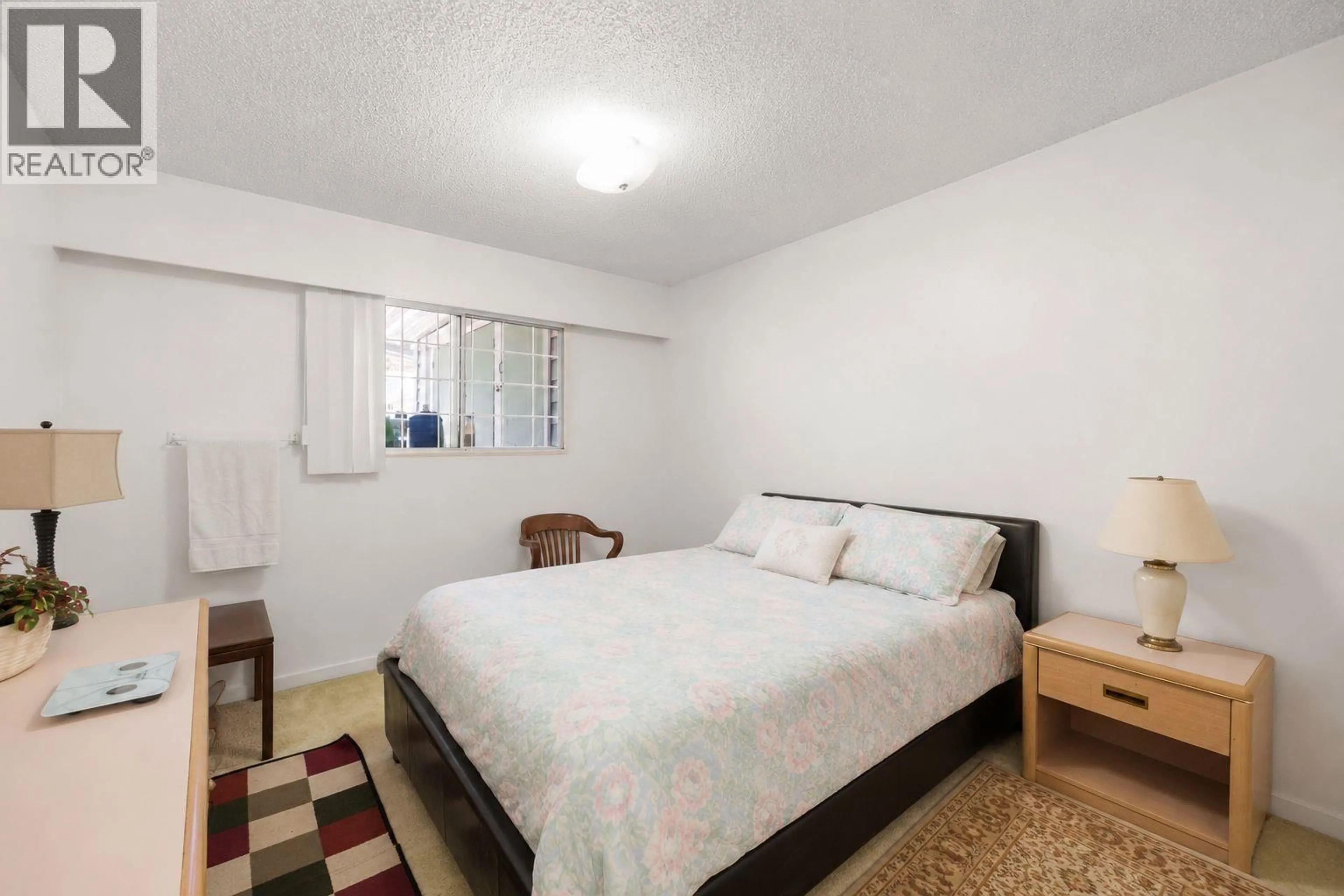 Bedroom with bed, unknown for 1457 MARINE DRIVE, Vancouver British Columbia V5P2R3