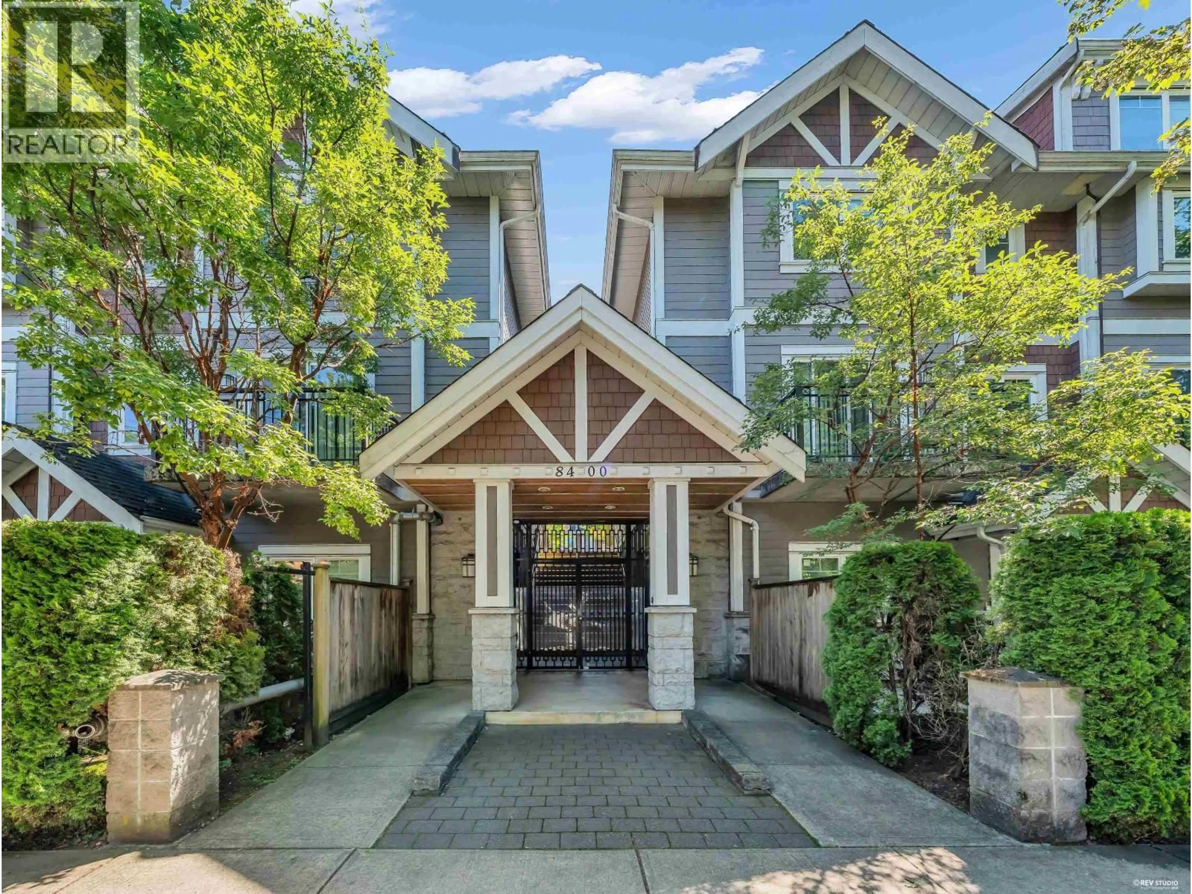 Indoor entryway for 24 - 8400 COOK ROAD, Richmond British Columbia V6Y1V5