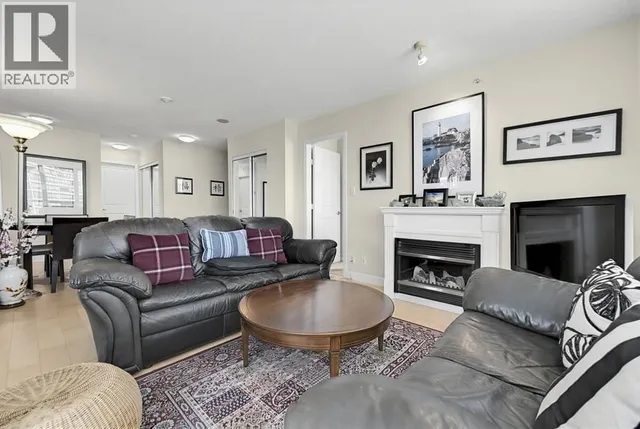 1604 - 850 ROYAL AVENUE, New Westminster 2
