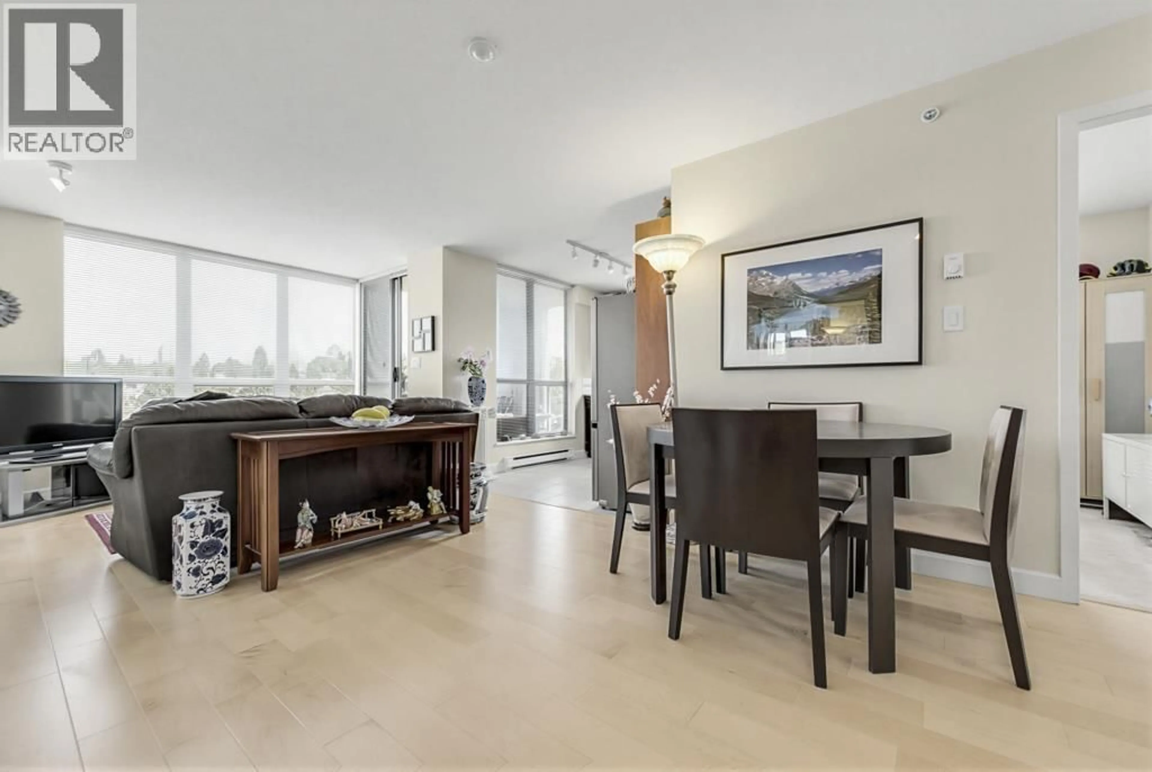 Unknown for 1604 - 850 ROYAL AVENUE, New Westminster British Columbia V3M1A6