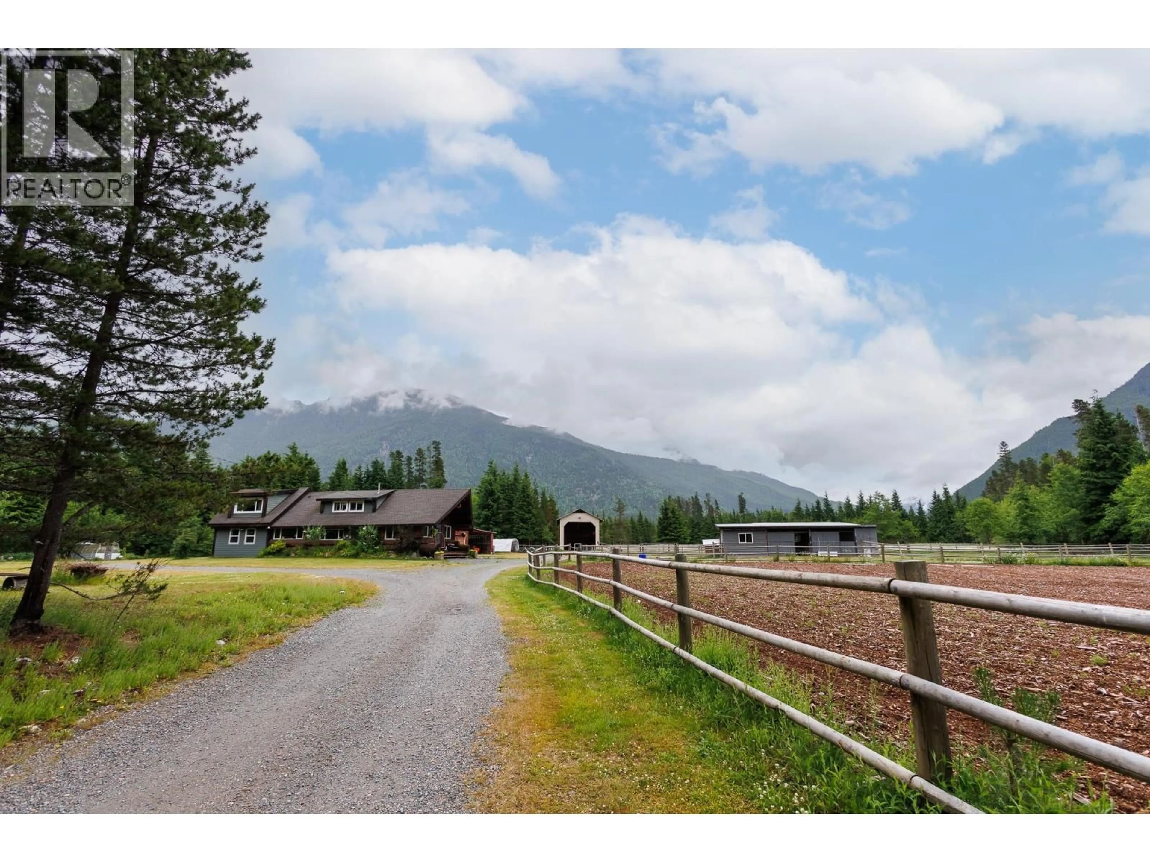Unknown for 336 WILLIAMS CREEK AVENUE, Terrace British Columbia V8G0G5