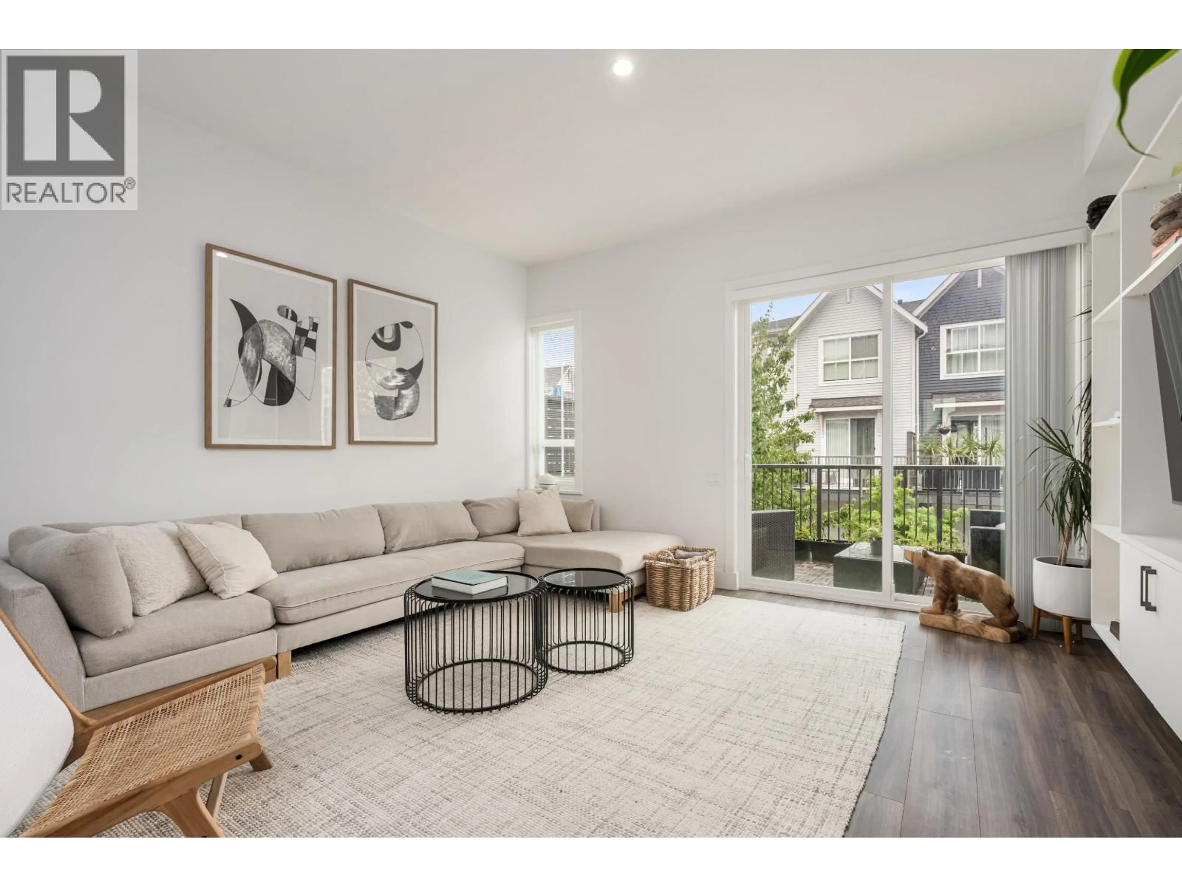 Living room with furniture, unknown for 40 - 4716 ORCA WAY, Tsawwassen British Columbia V4M0E5