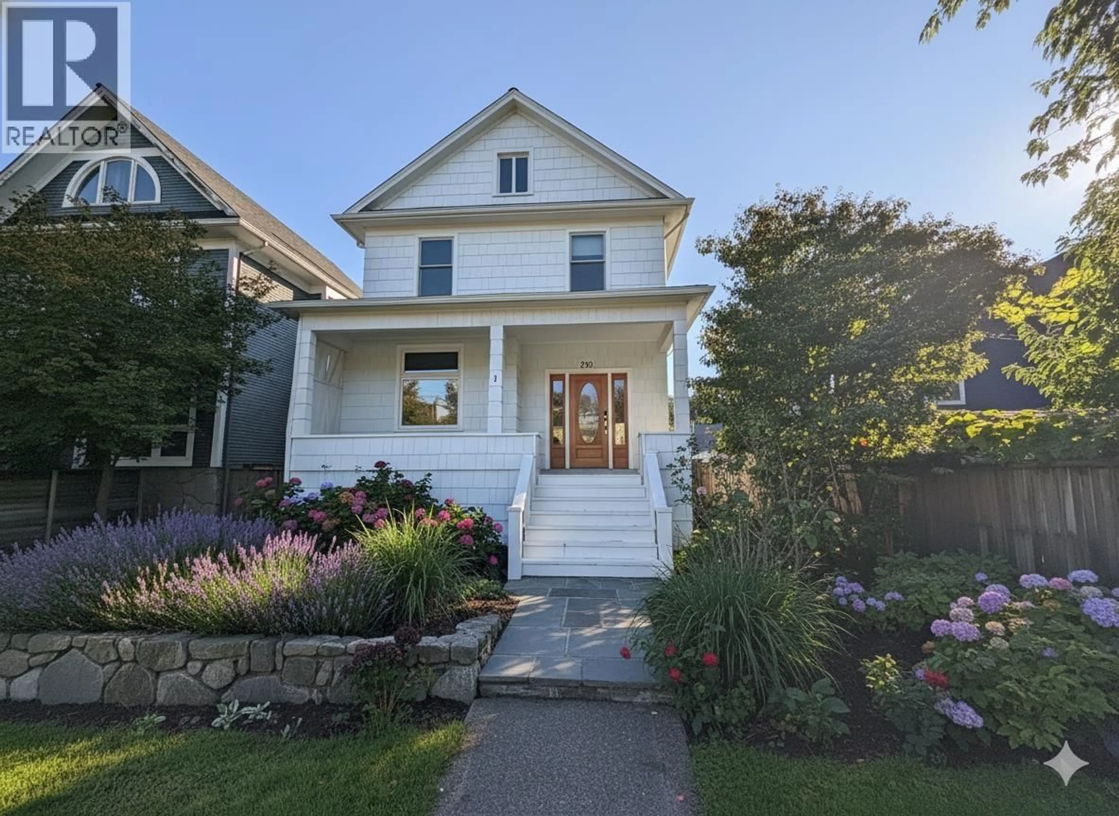 Home with vinyl exterior material, street for 742 13TH AVENUE, Vancouver British Columbia V5T2L3