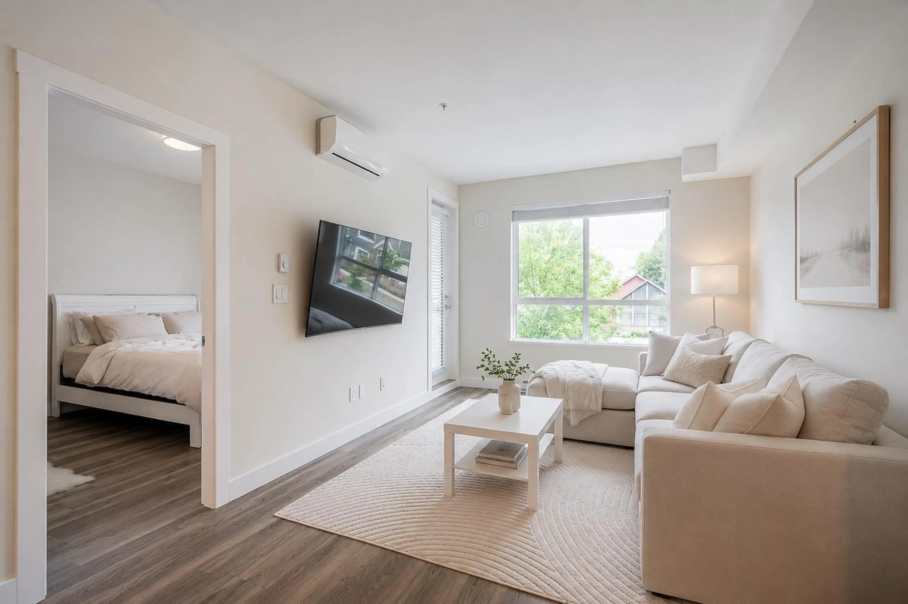 Living room with furniture, unknown for 211 - 20356 72B AVENUE, Langley British Columbia V2Y4J9