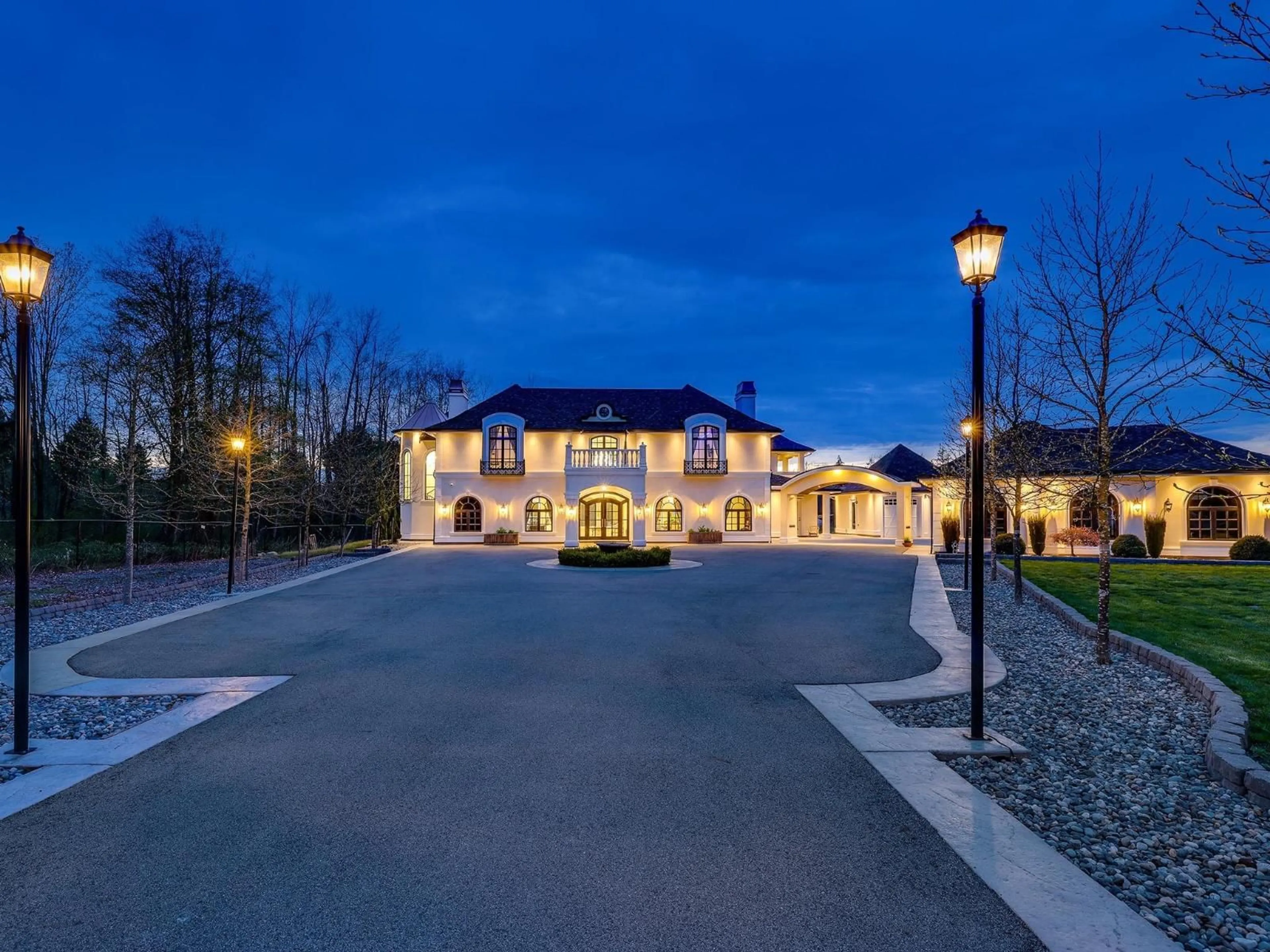 A pic from outside/outdoor area/front of a property/back of a property/a pic from drone, street for 2829 224 STREET, Langley British Columbia V2Z3B4