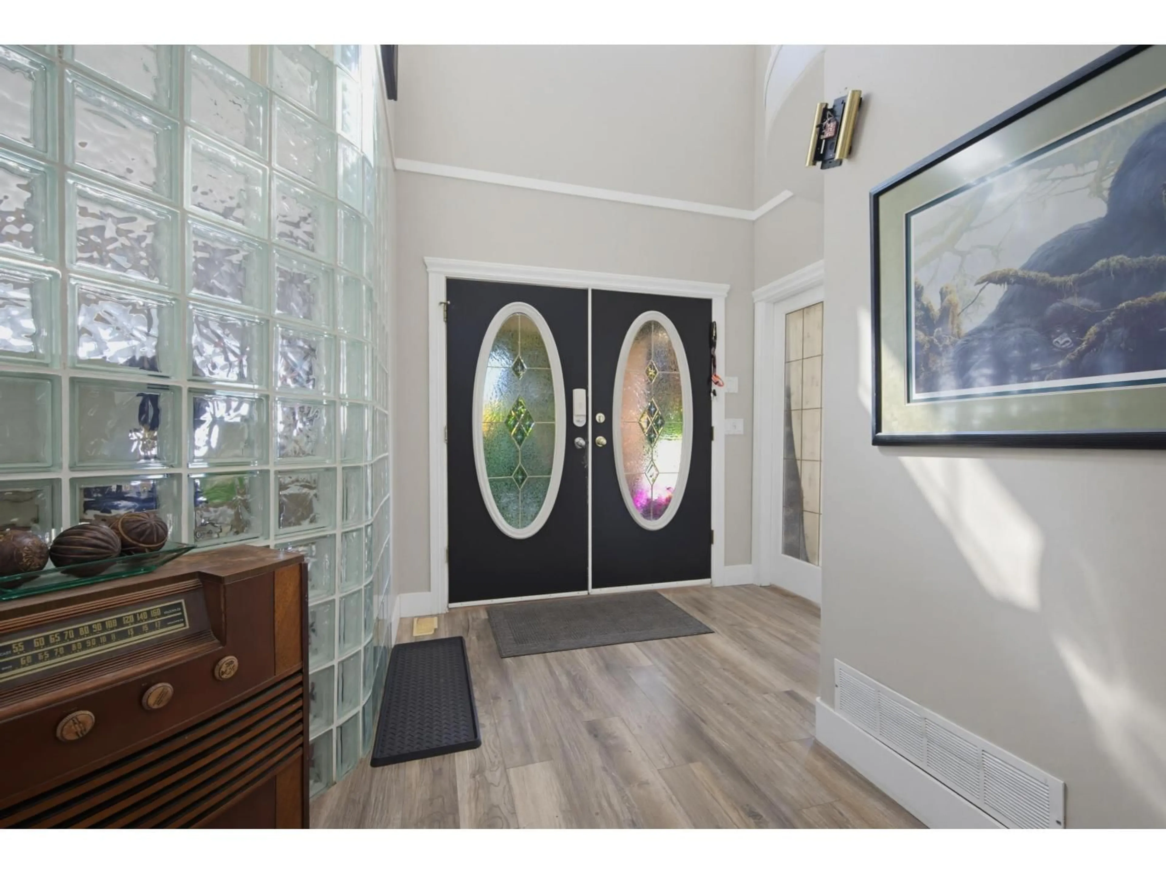 Indoor entryway for 26860 24A AVENUE, Langley British Columbia V4W3W6