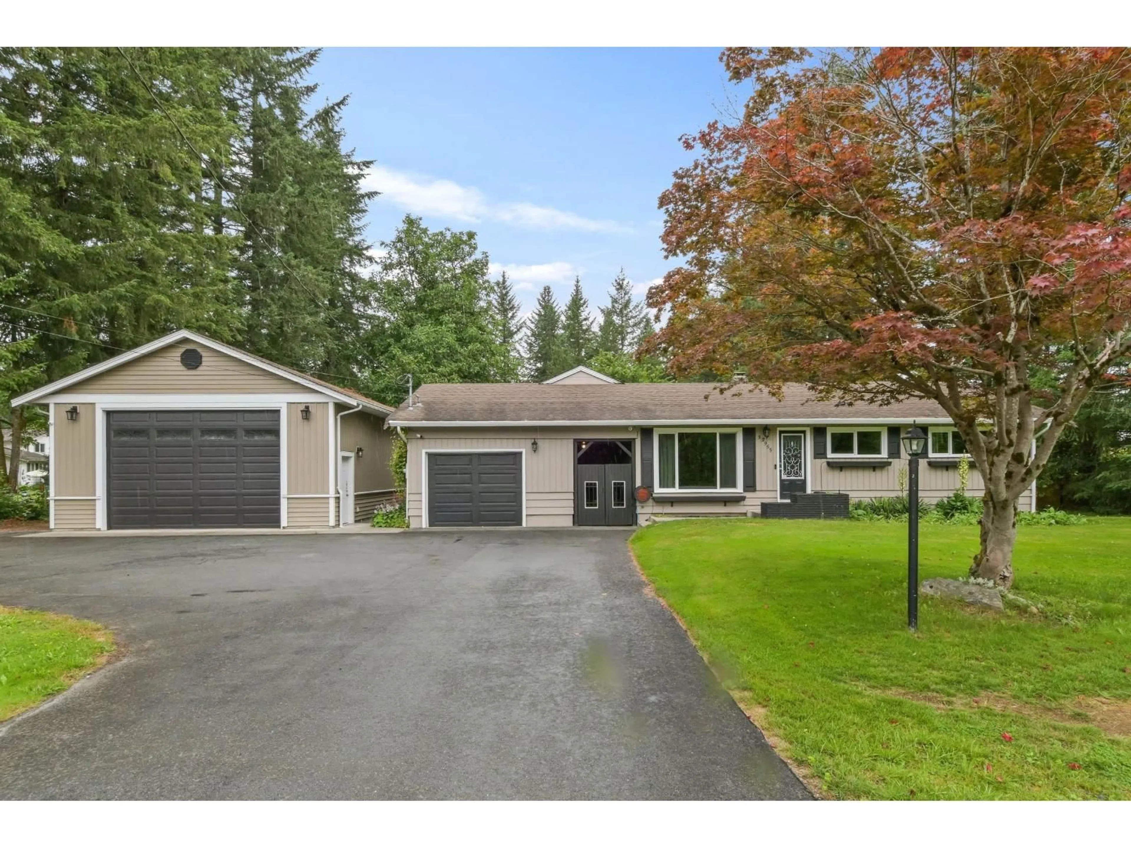 Unknown for 32955 DEWDNEY TRUNK ROAD, Mission British Columbia V2V6X6
