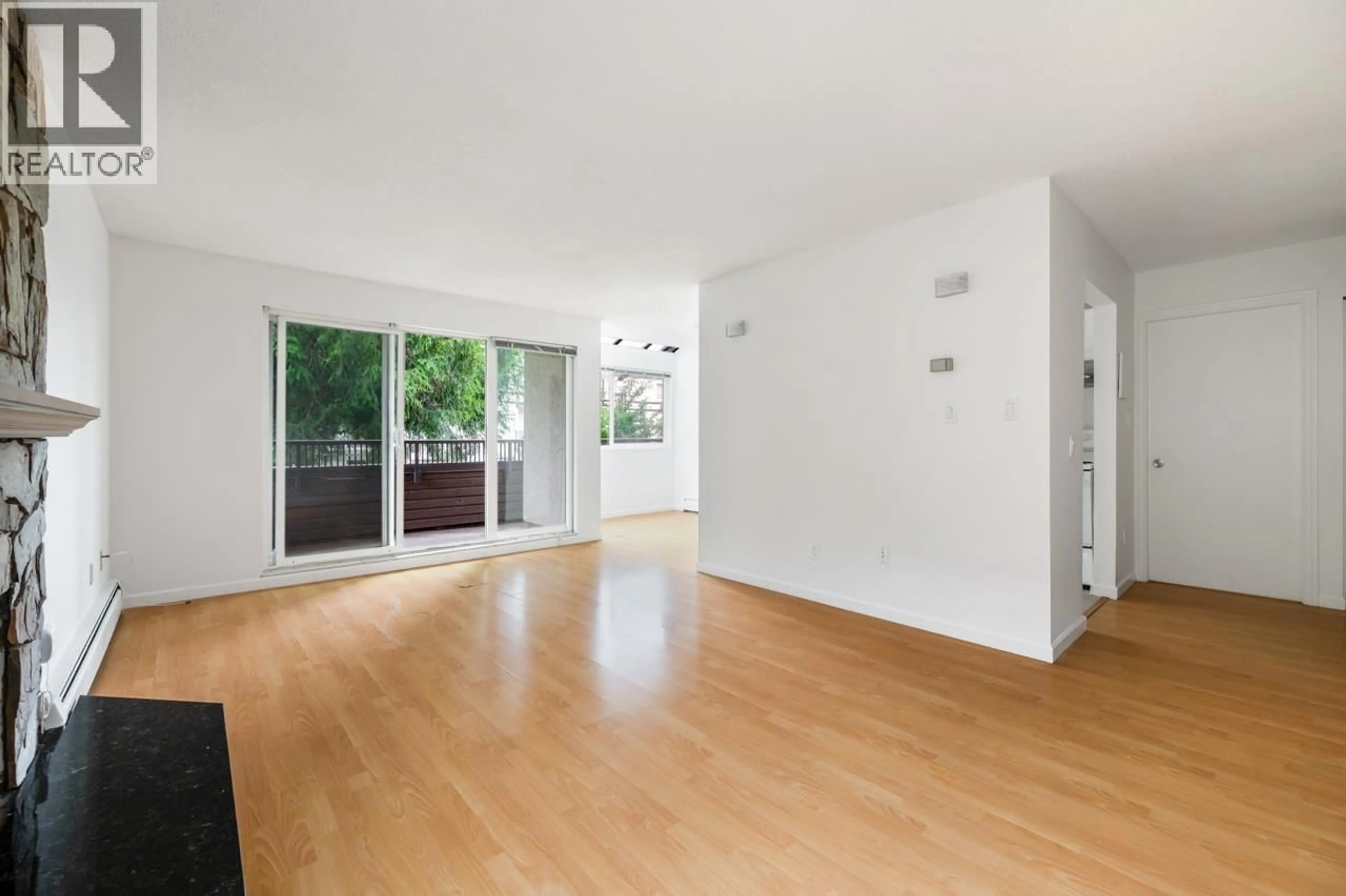 A pic of a room for 210 - 1420 8TH AVENUE, Vancouver British Columbia V5N1T4