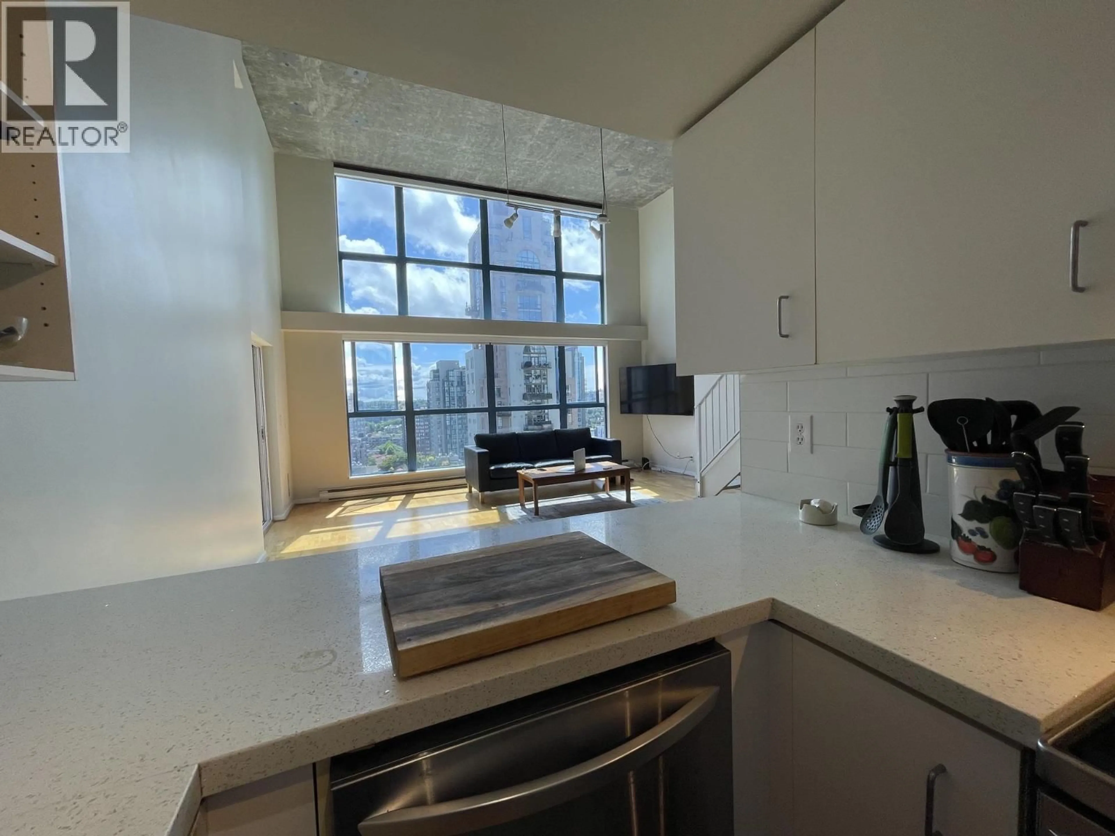 Standard kitchen, unknown for 908 - 1238 SEYMOUR STREET, Vancouver British Columbia V6B3N9