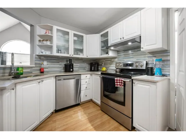 301 - 7151 121 STREET SOUTH, Surrey 3