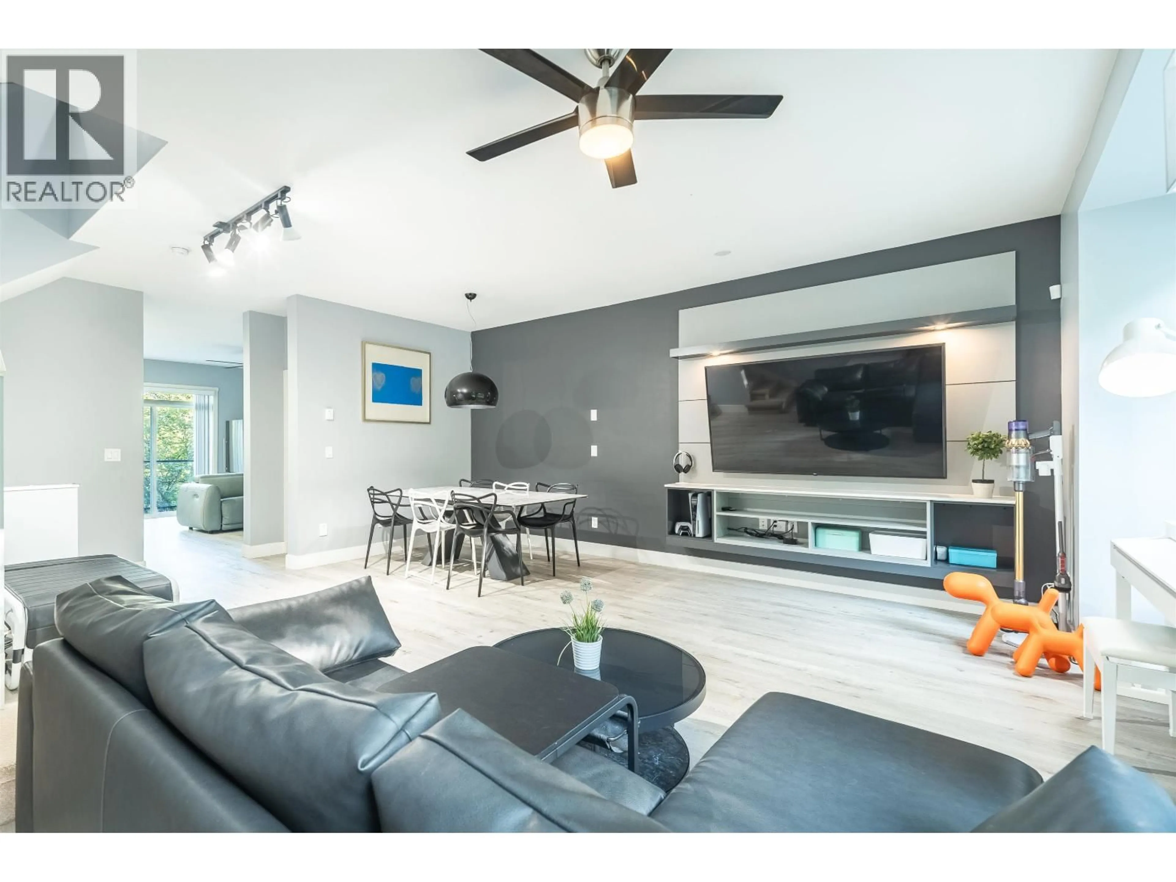 Home theater for 19 - 1299 COAST MERIDIAN ROAD, Coquitlam British Columbia V3E0H6